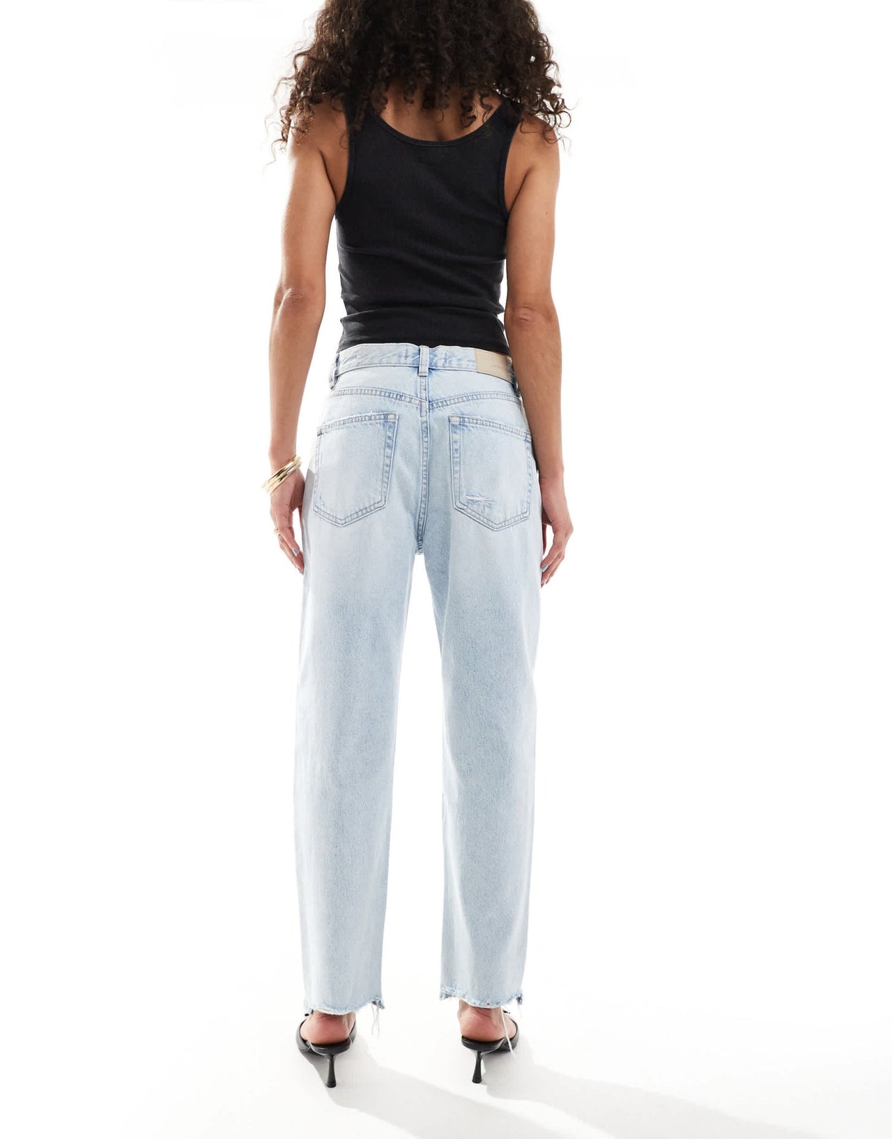 Pull&Bear ripped barrel jean in washed blue - ASOS Sample Sale