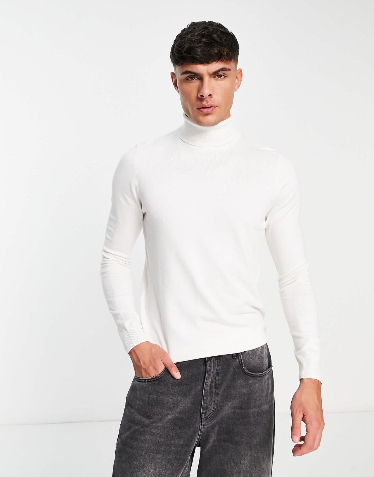 Pull&Bear roll neck jumper in white - ASOS Sample Sale