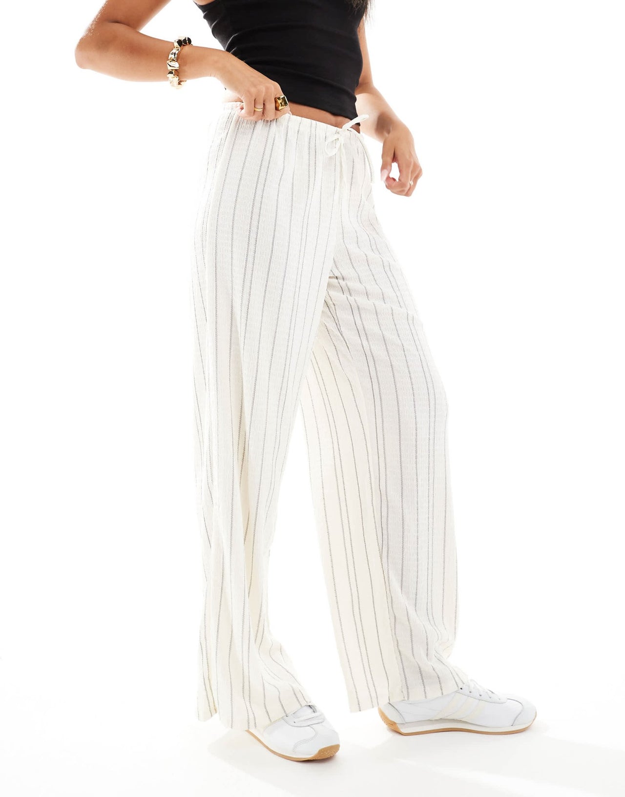 Pull&Bear rustic wide leg trouser in ecru & navy stripe - ASOS Sample Sale