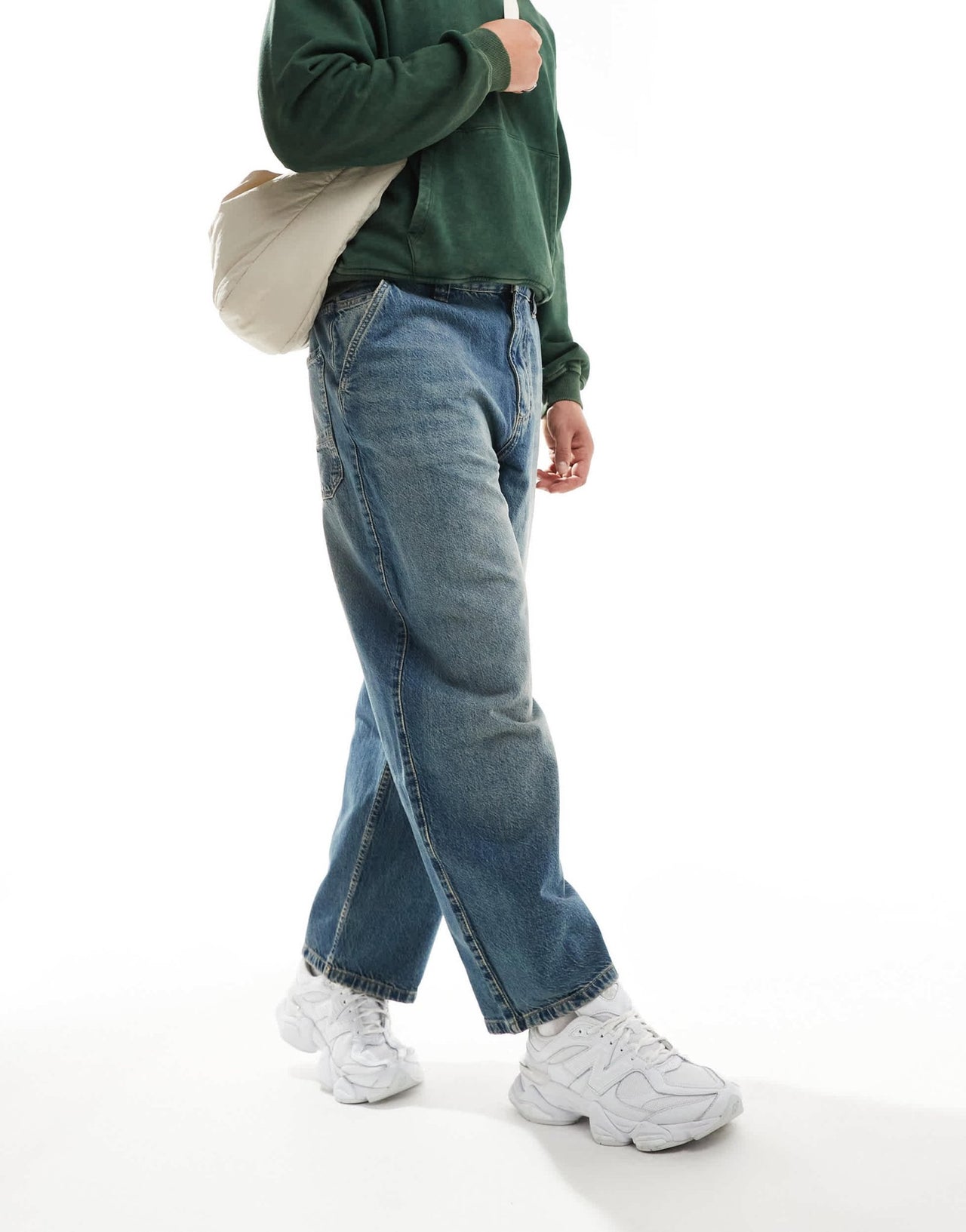 Pull&Bear skater fit jean in blue with yellow cast - ASOS Sample Sale
