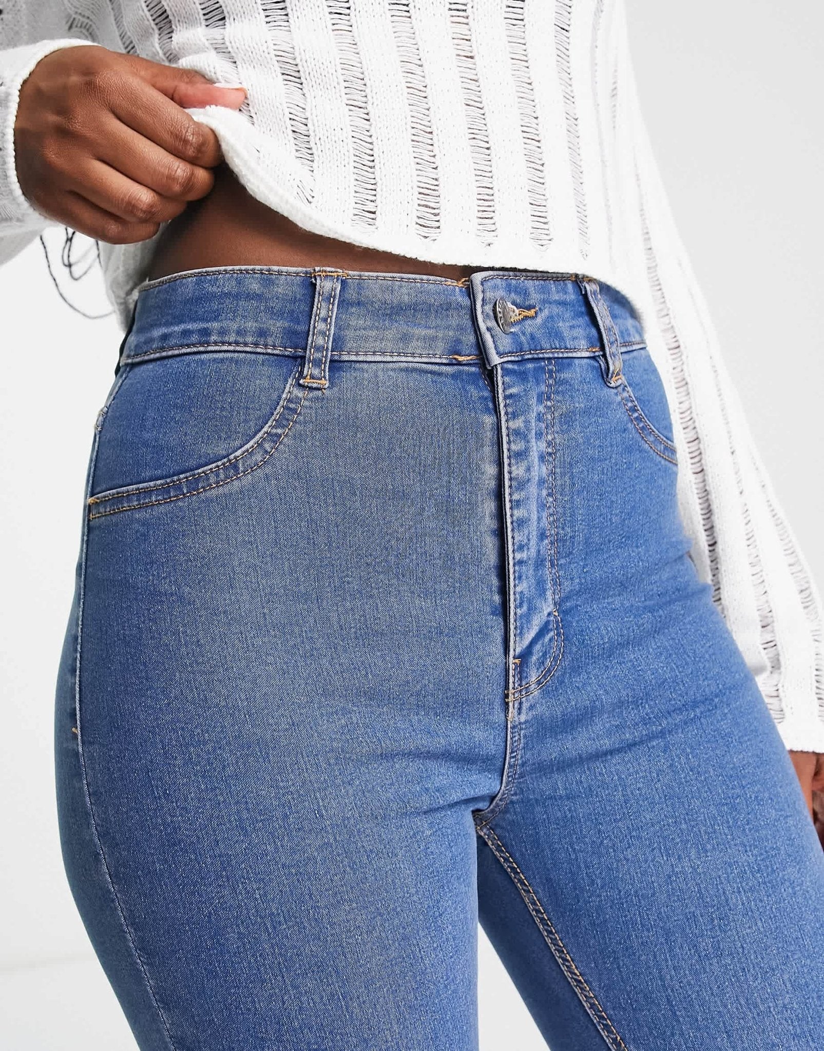Pull&Bear skinny high waisted jeans in medium blue - ASOS Sample Sale