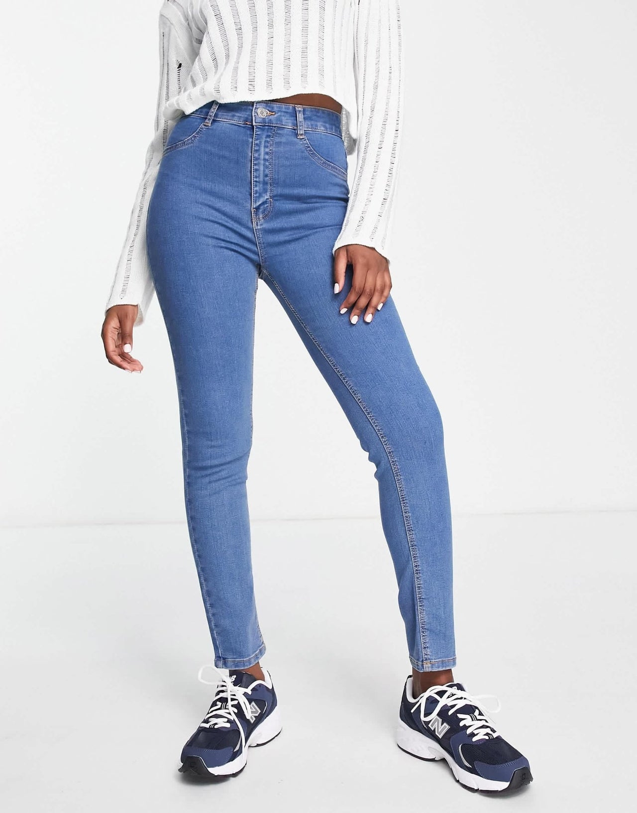 Pull&Bear skinny high waisted jeans in medium blue - ASOS Sample Sale