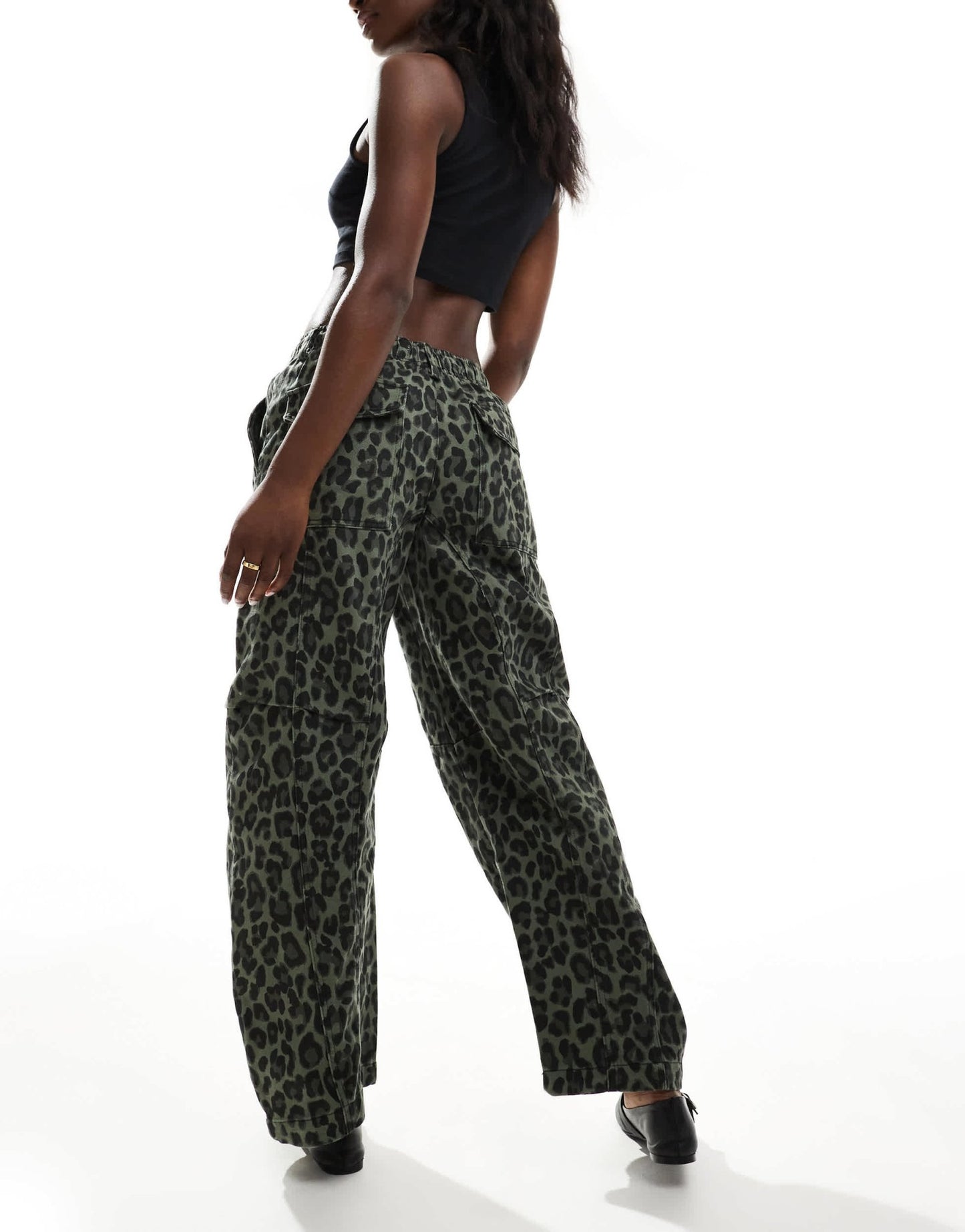 Pull&Bear slouchy wide leg jean in khaki leopard print - ASOS Sample Sale