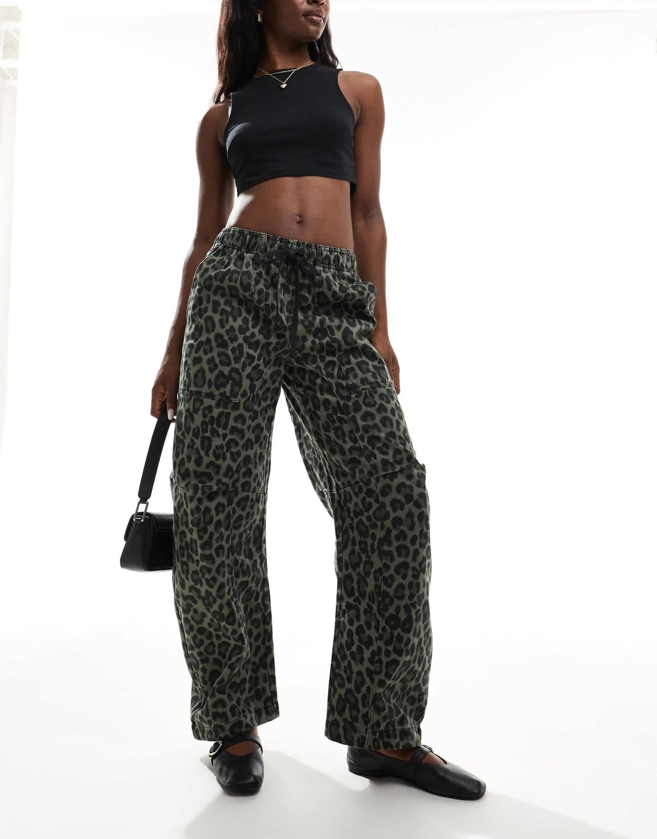 Pull&Bear slouchy wide leg jean in khaki leopard print - ASOS Sample Sale