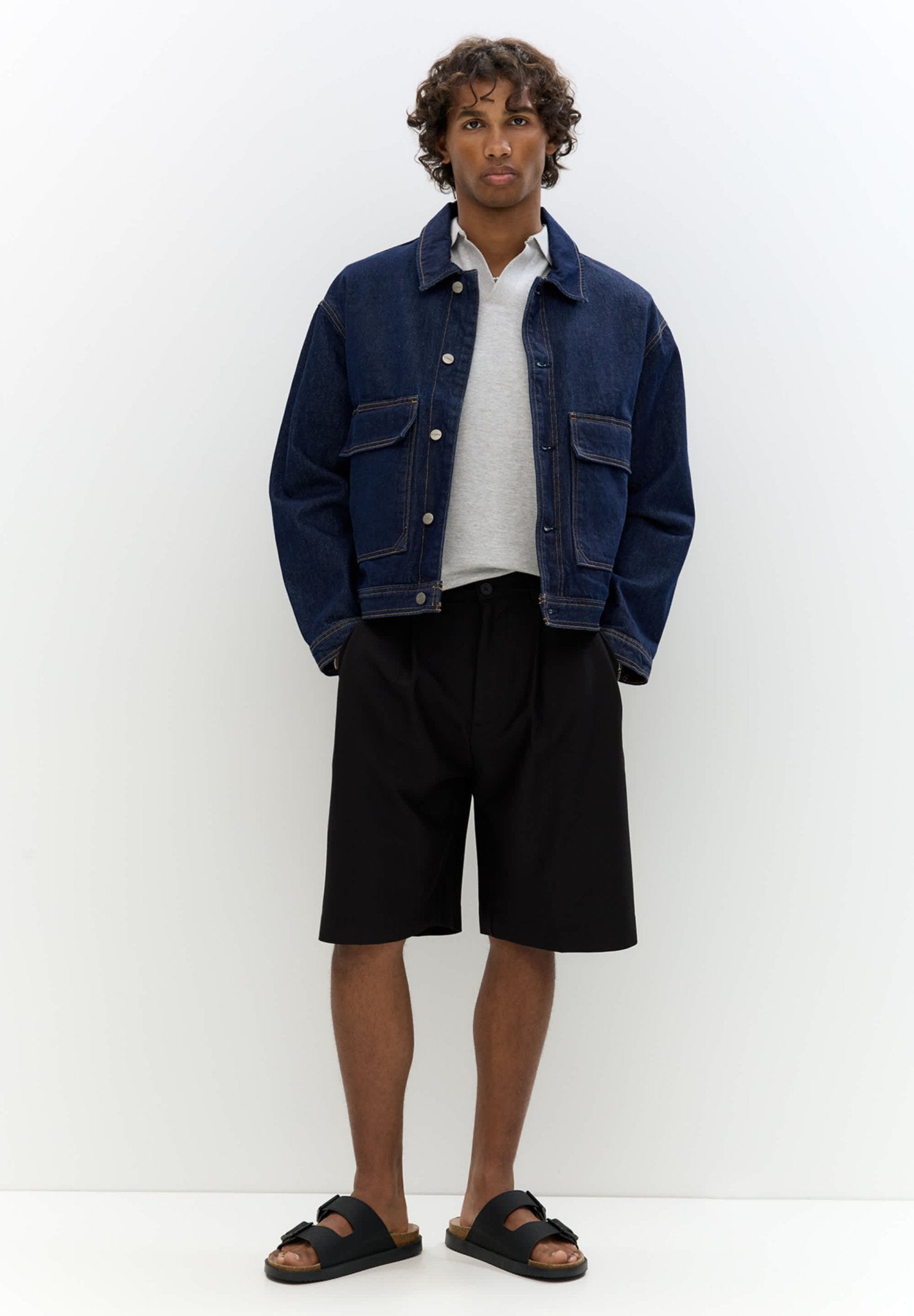 Pull&Bear smart tailored short in black - ASOS Sample Sale