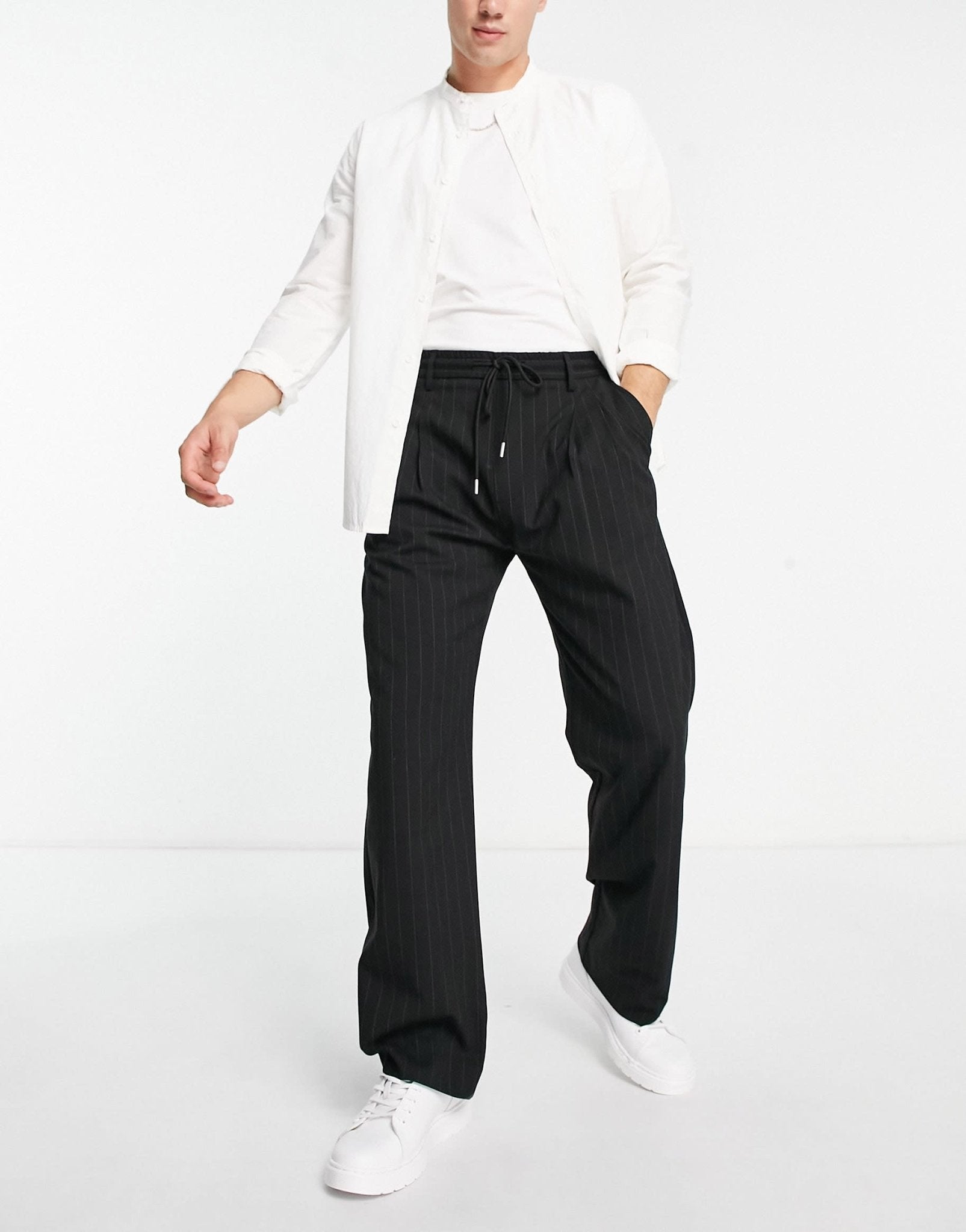Pull&Bear smart wide leg trousers with pinstripes in black - ASOS Sample Sale