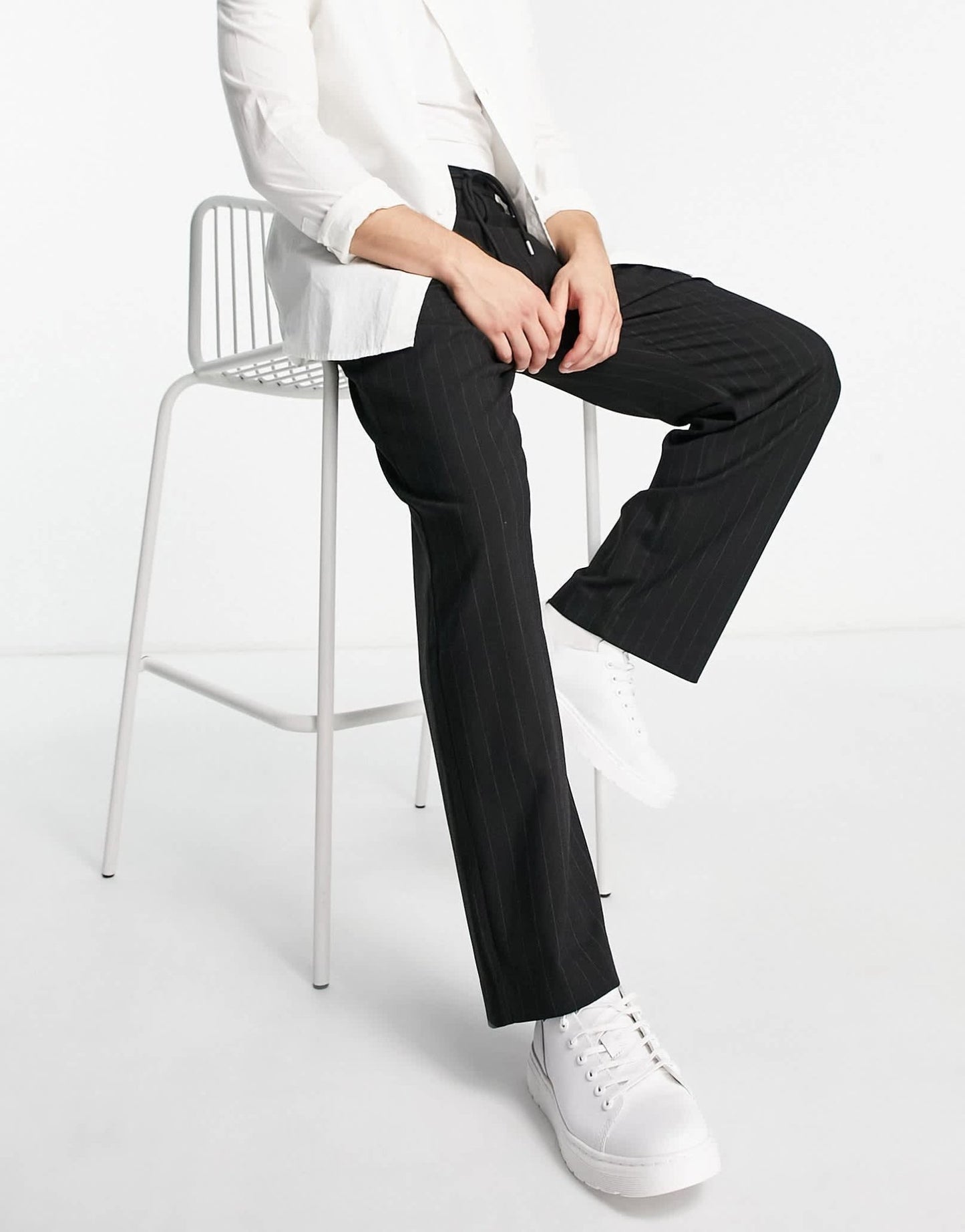 Pull&Bear smart wide leg trousers with pinstripes in black - ASOS Sample Sale