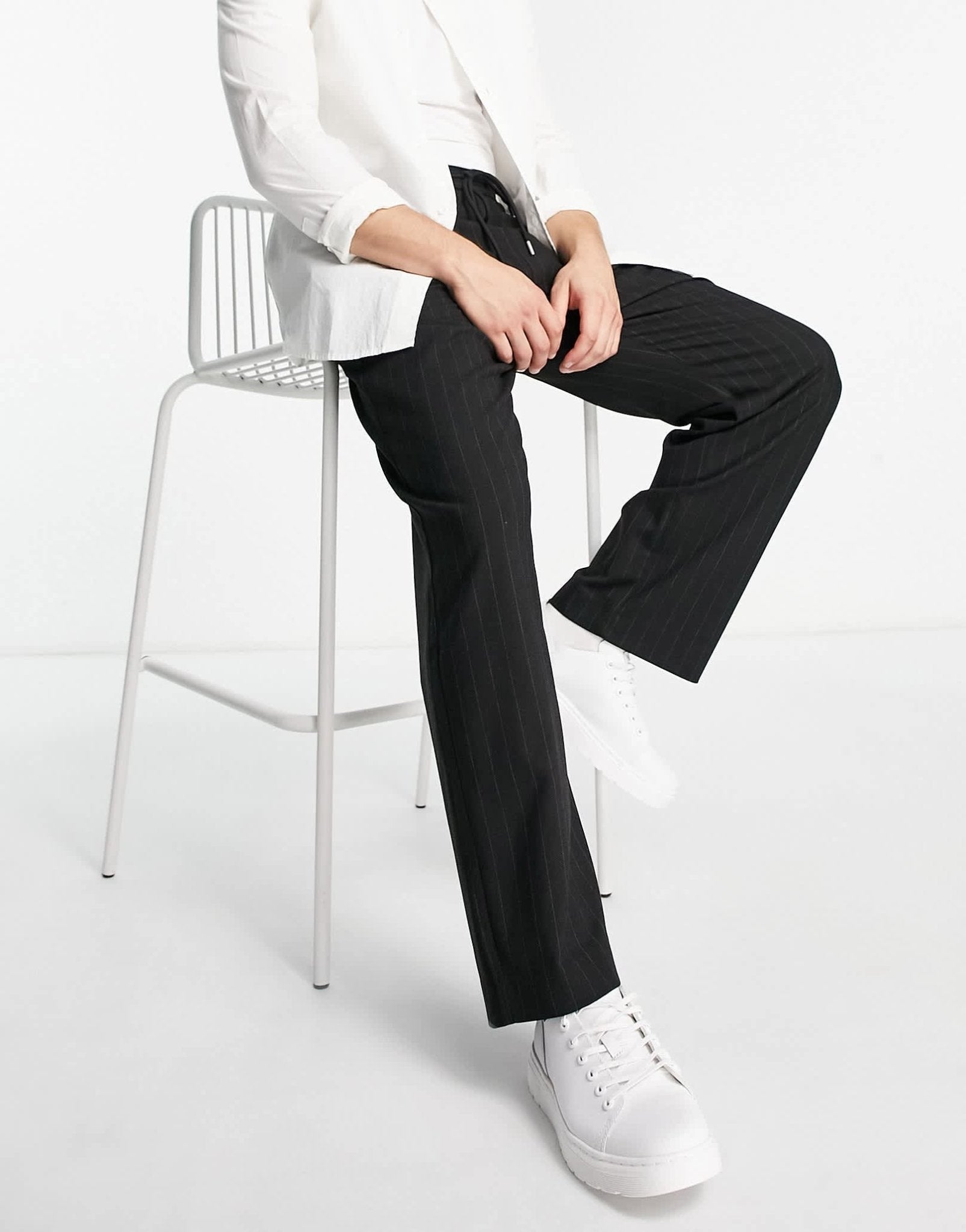 Pull&Bear smart wide leg trousers with pinstripes in black - ASOS Sample Sale