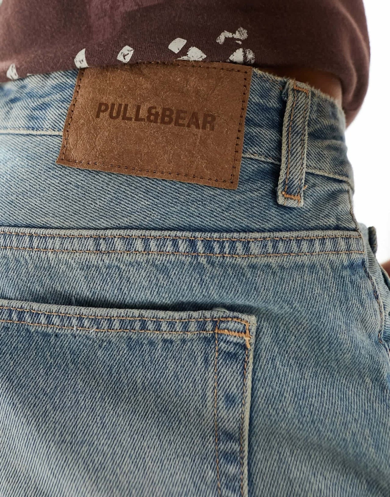 Pull&Bear standard fit jeans in washed blue - ASOS Sample Sale