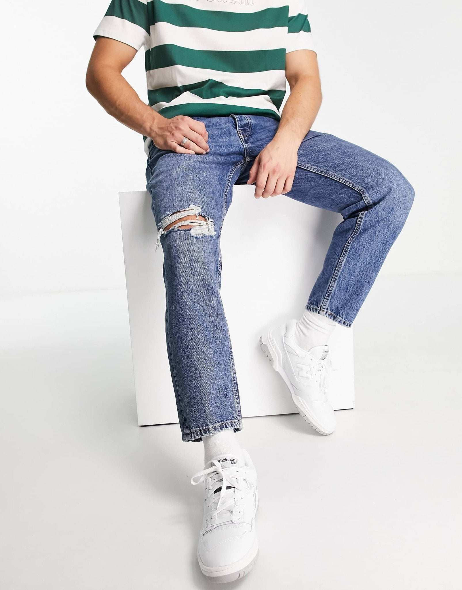 Pull&Bear standard fit jeans with rips in blue - ASOS Sample Sale