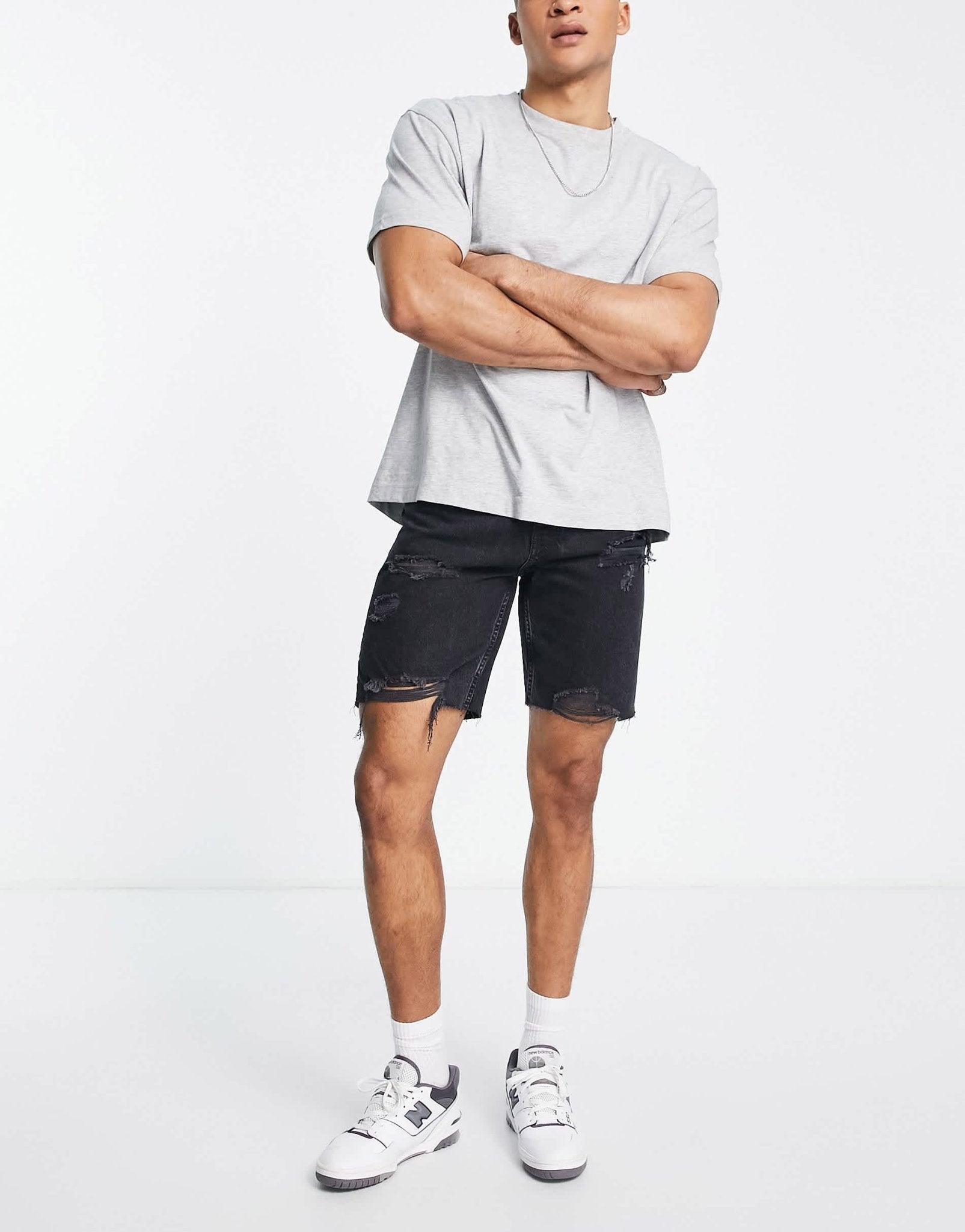 Pull&Bear straight fit denim shorts with rips in black - ASOS Sample Sale