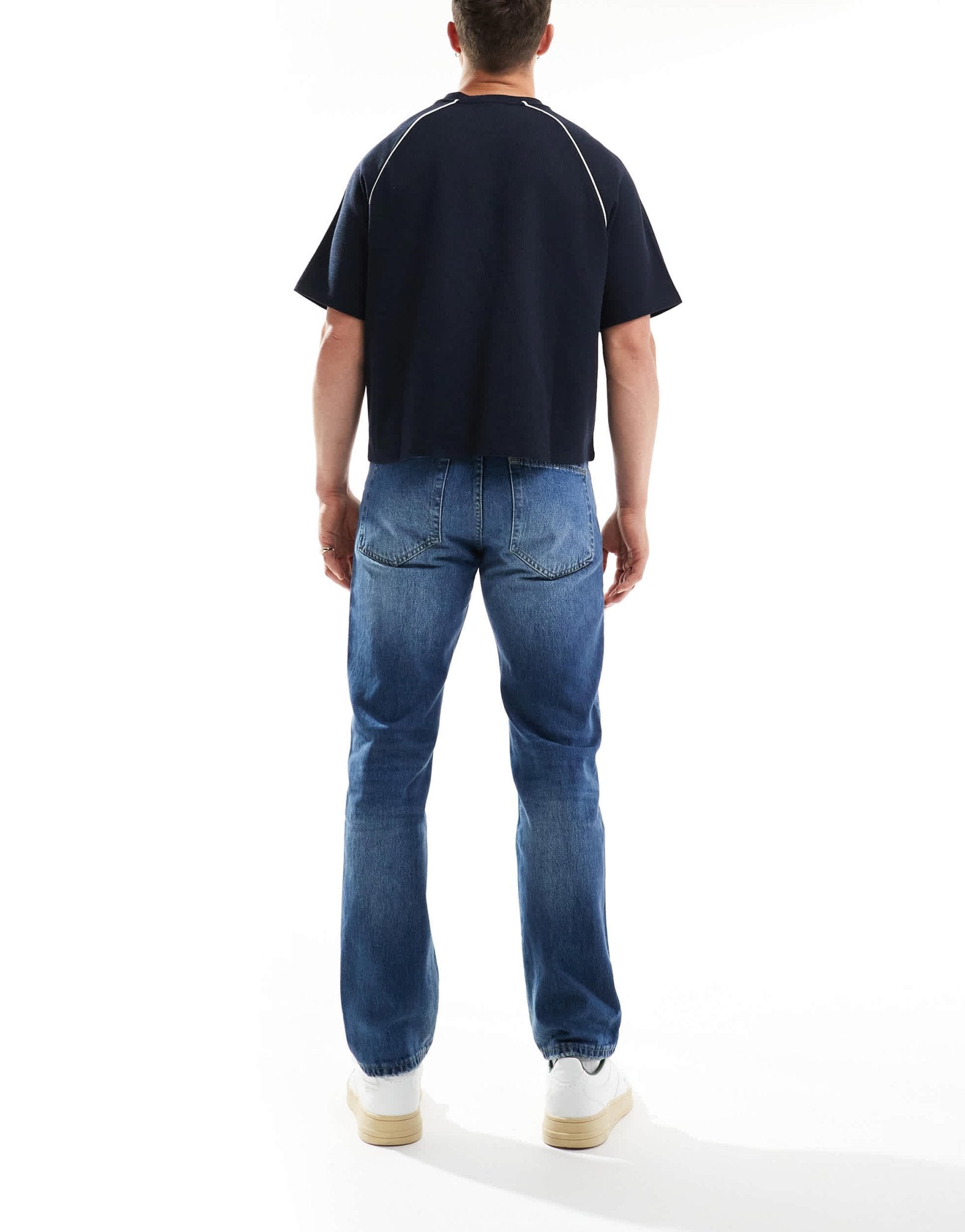 Pull&Bear straight vintage jeans in mid blue - ASOS Sample Sale