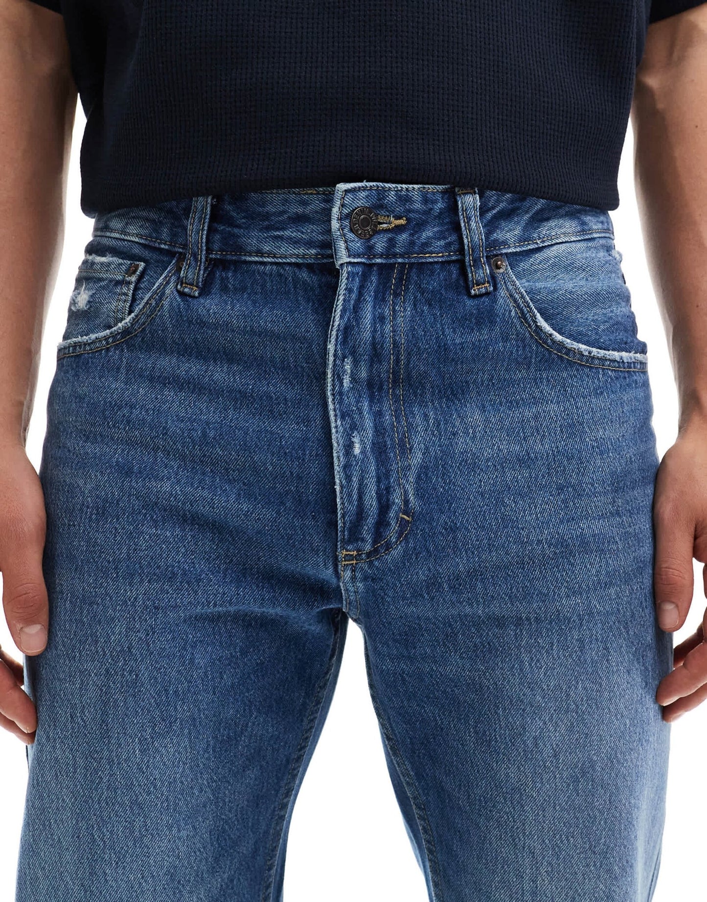 Pull&Bear straight vintage jeans in mid blue - ASOS Sample Sale