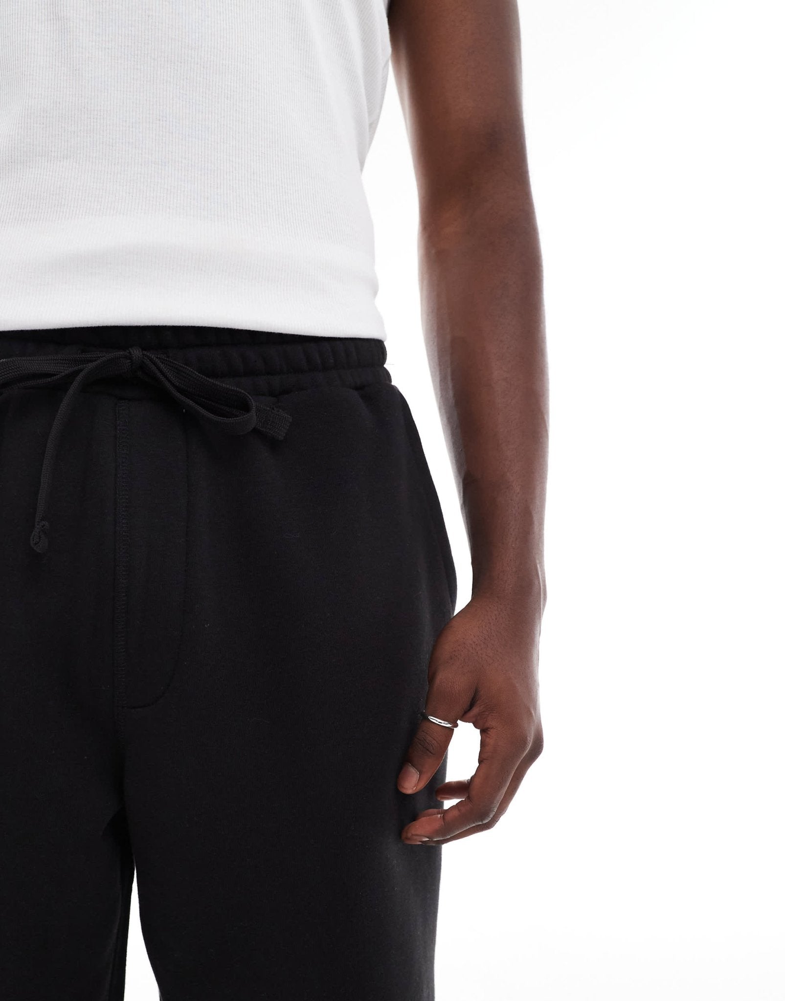 Pull&Bear STWD skater jersey short in black - ASOS Sample Sale