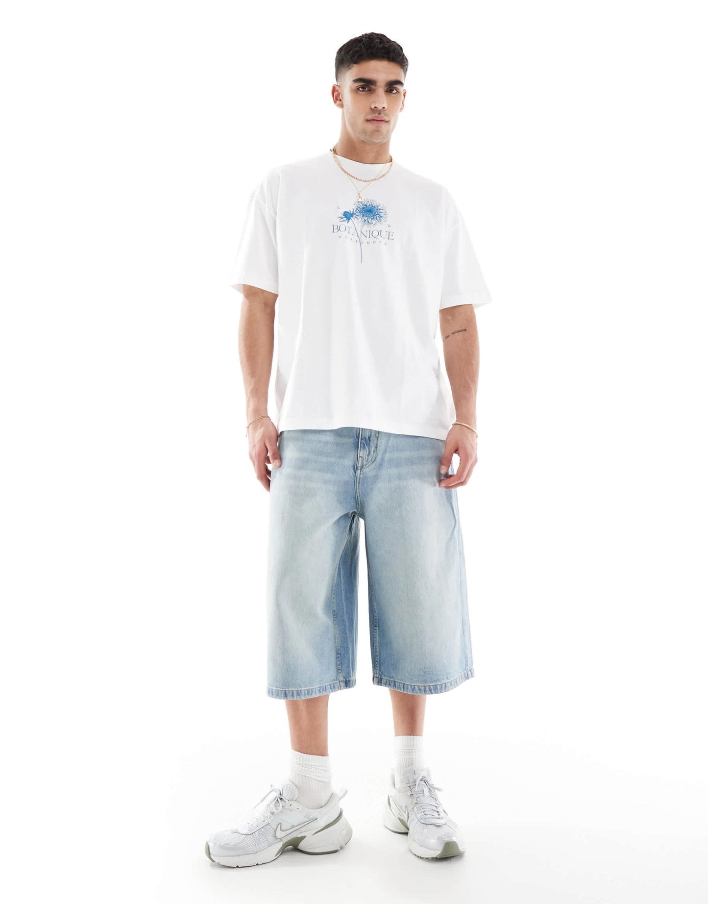 Pull&Bear super baggy denim short in washed blue - ASOS Sample Sale