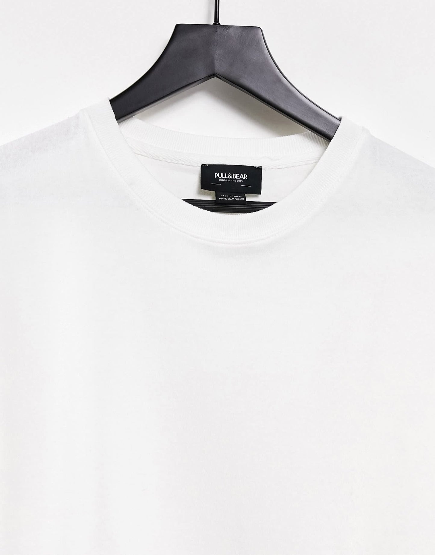 Pull&Bear t-shirt in white - ASOS Sample Sale