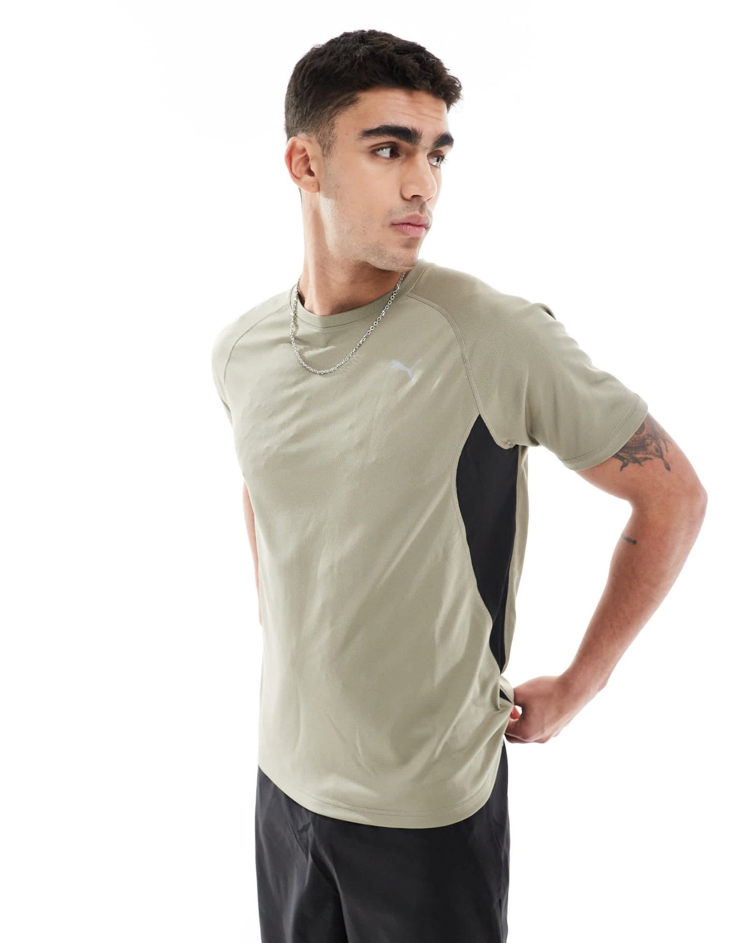 Puma Run Velocity t-shirt in khaki with red piping - ASOS Sample Sale