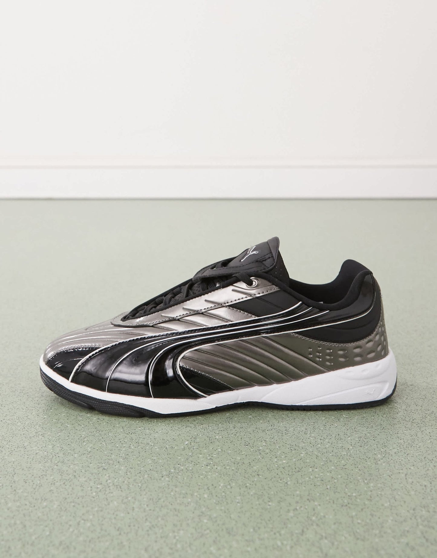 Puma V1PER trainers in black & silver - ASOS Sample Sale