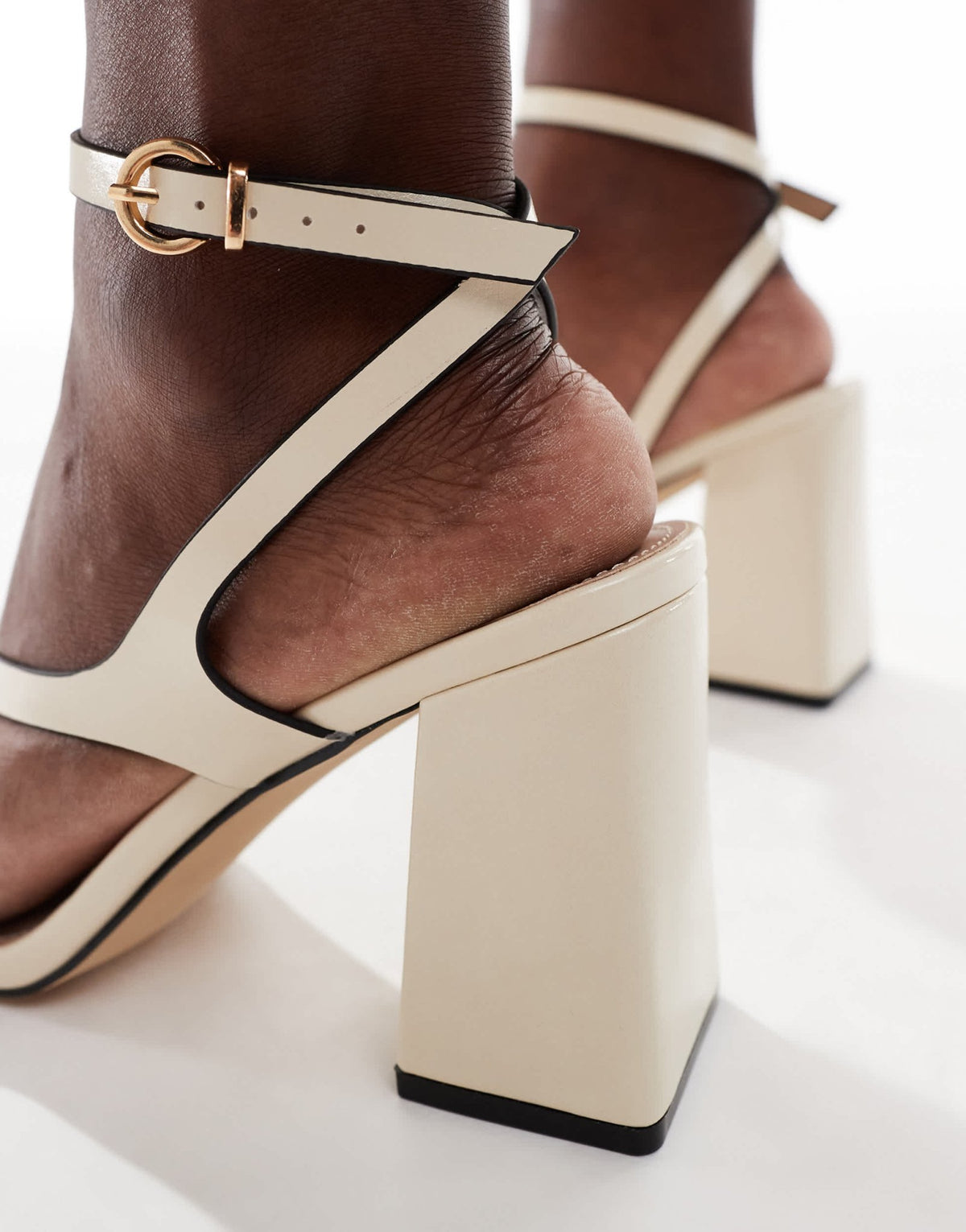 RAID Aubrey block heeled sandals in off white PU - ASOS Sample Sale