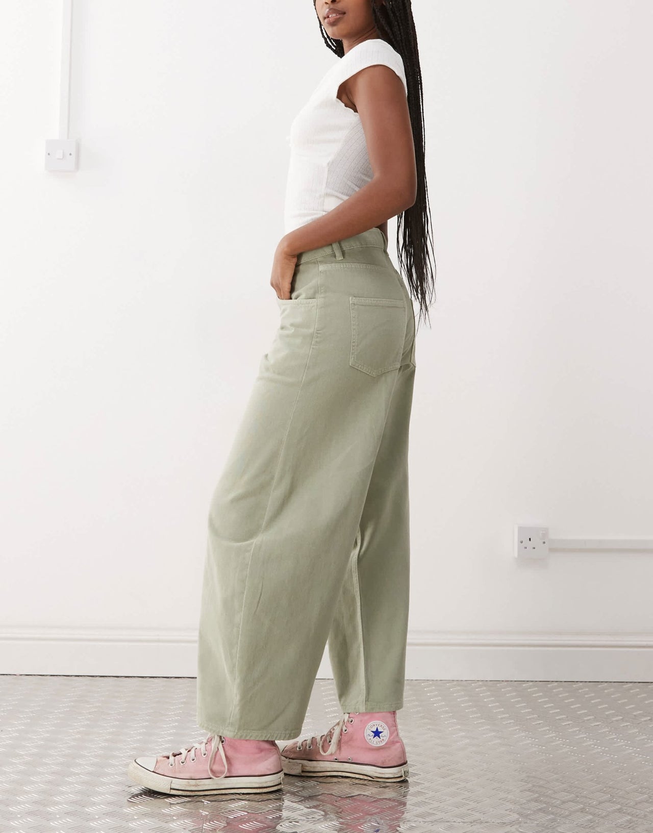 Reclaimed Vintage denim barrel jean in pistachio green - ASOS Sample Sale