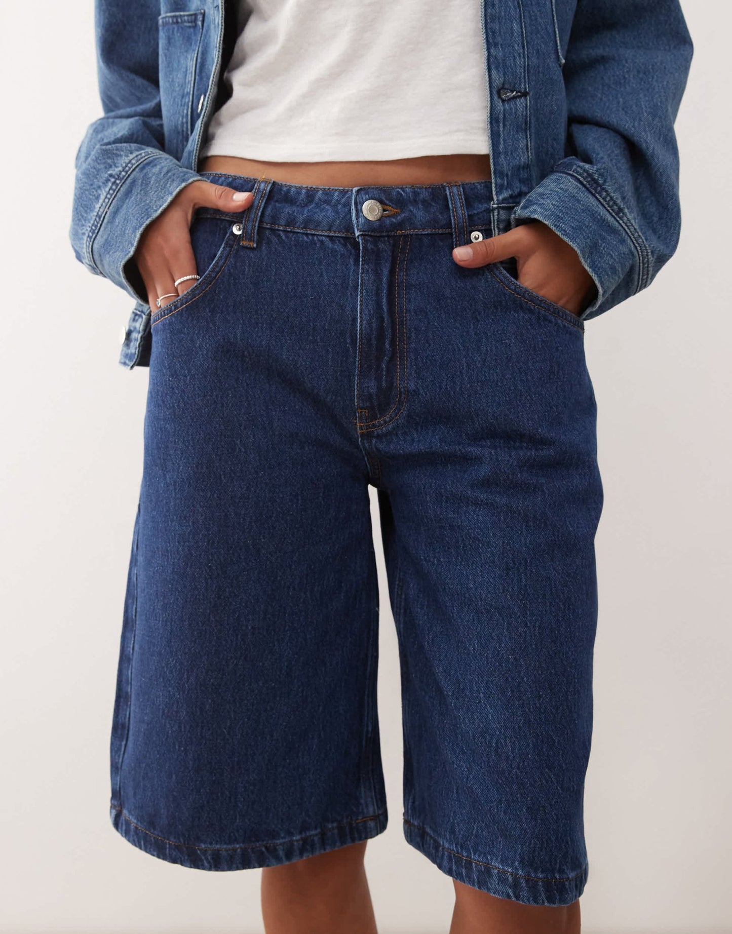 Reclaimed Vintage denim jort in mid blue wash - ASOS Sample Sale