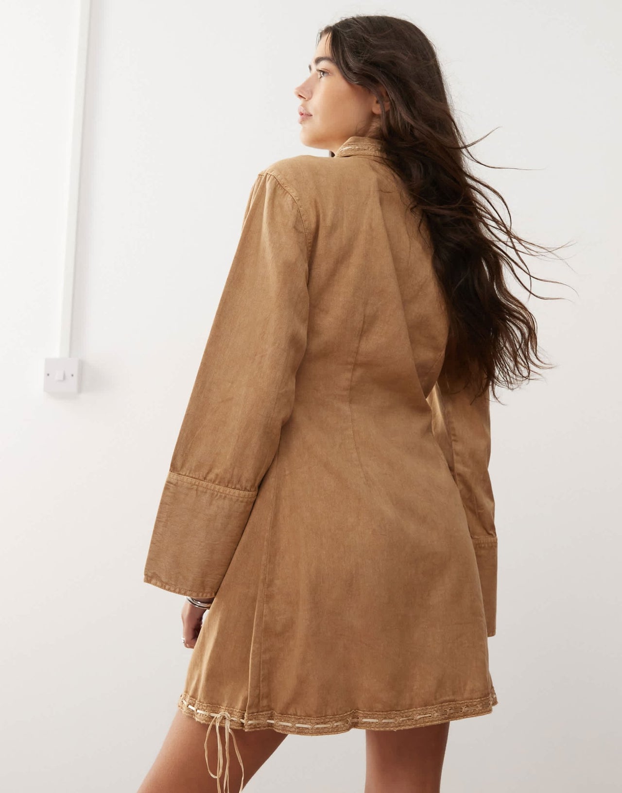 Reclaimed Vintage mini shirt dress with bow detail in brown - ASOS Sample Sale