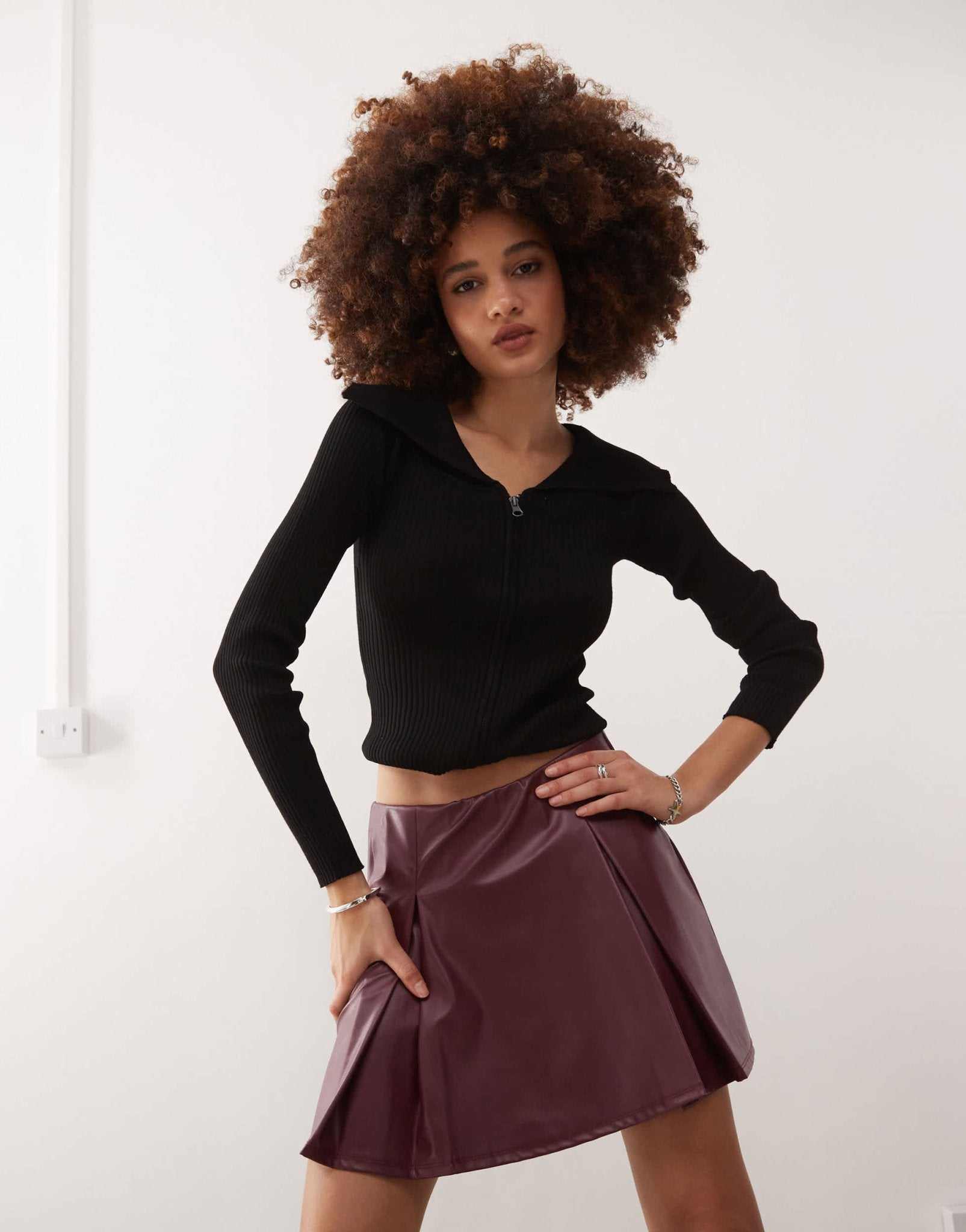 Reclaimed Vintage PU skort in burgundy - ASOS Sample Sale