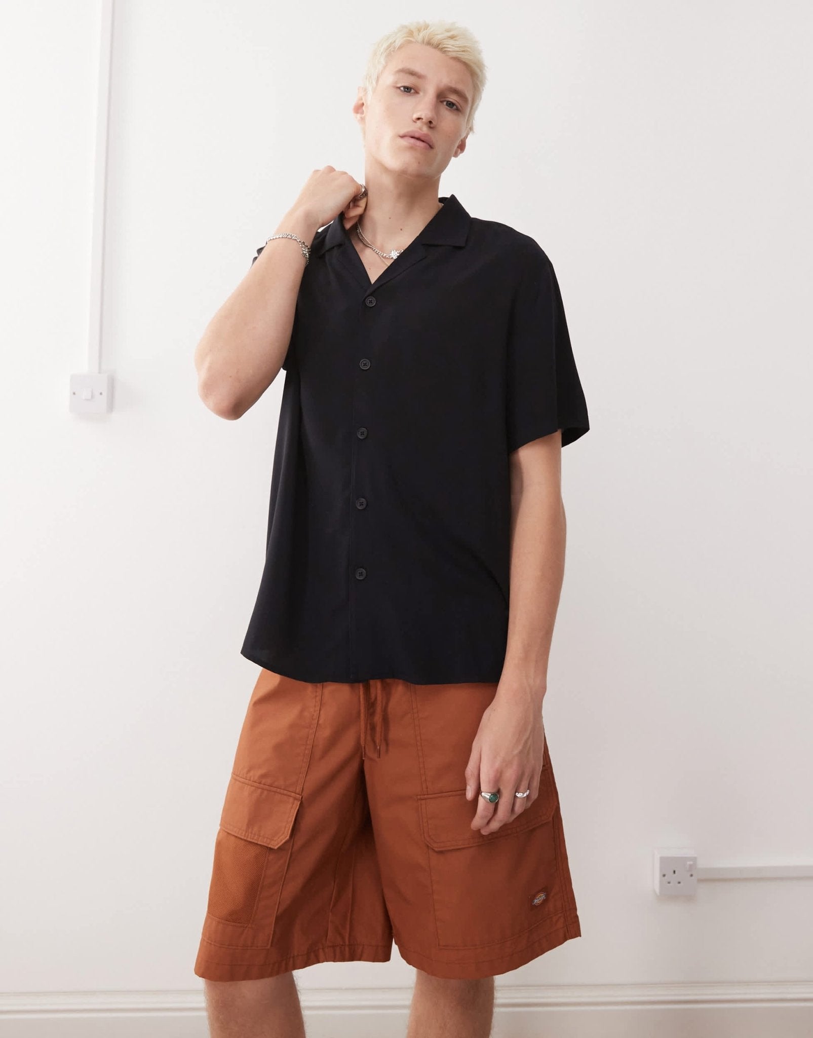 Reclaimed Vintage viscose shirt in black - ASOS Sample Sale