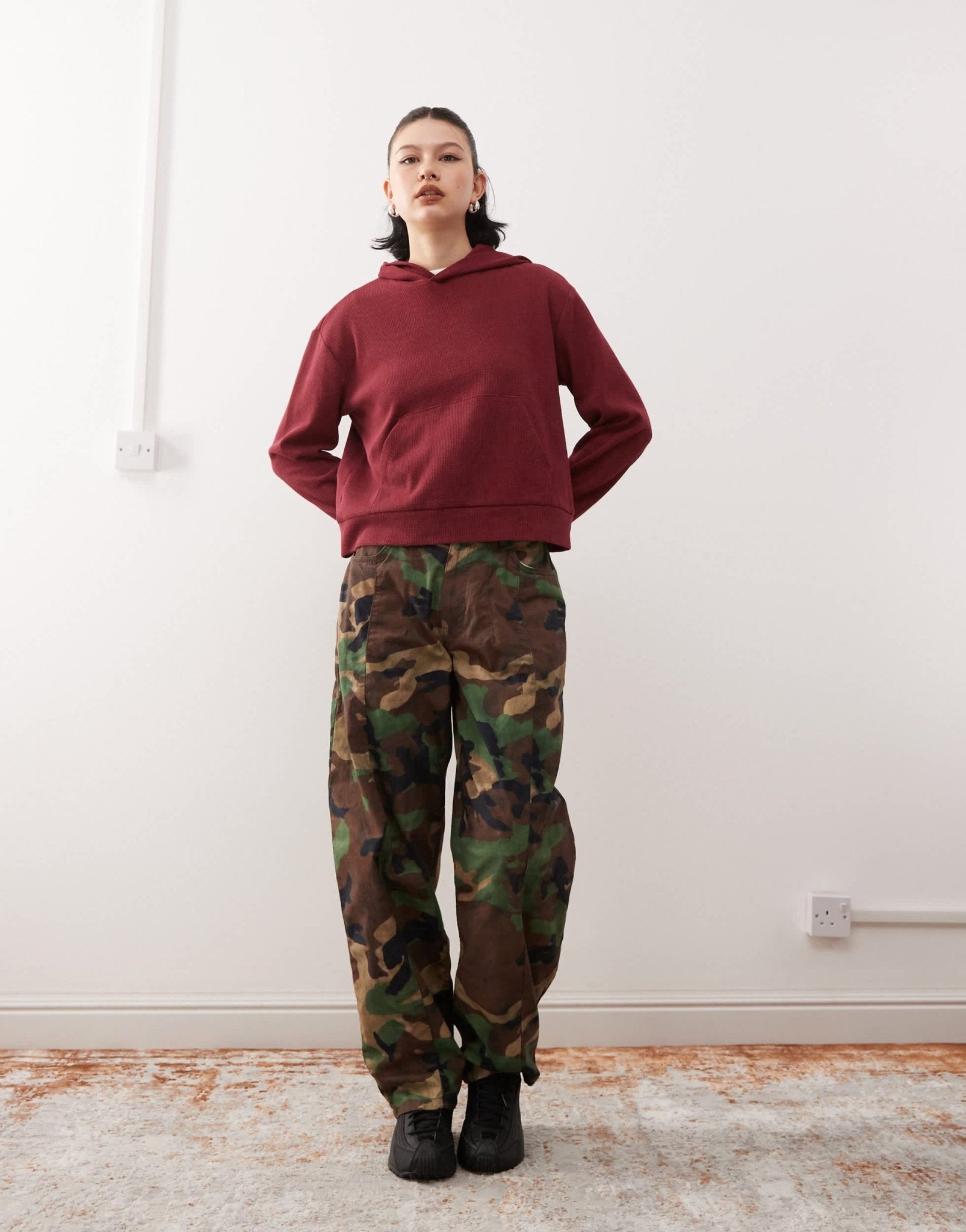 Reclaimed Vintage waffle hoodie in washed burgundy - ASOS Sample Sale