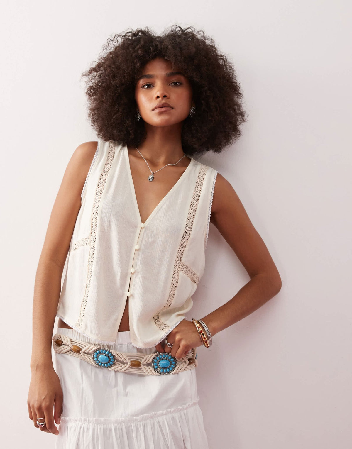 Reclaimed Vintage waistcoat top with lace inserts in cream - ASOS Sample Sale