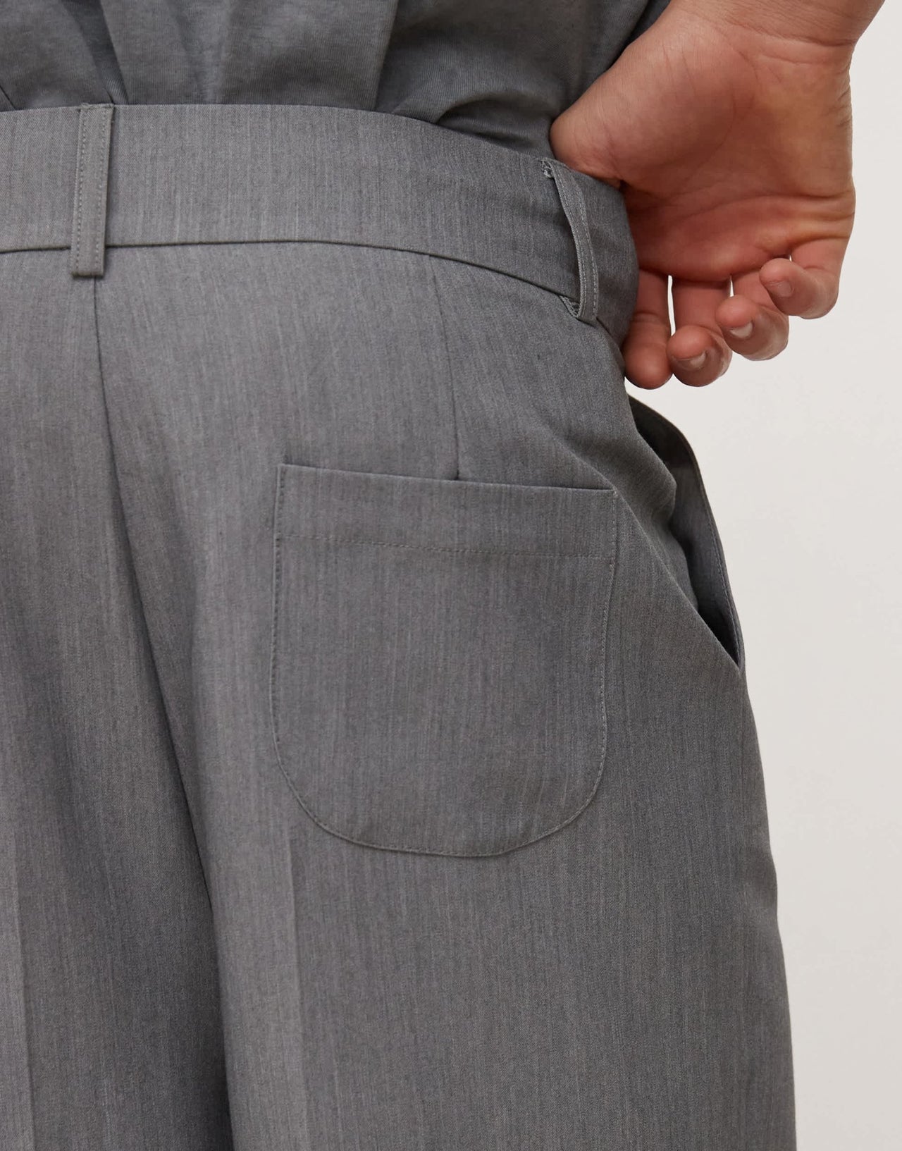 Reclaimed Vintage wide leg trouser in grey - ASOS Sample Sale