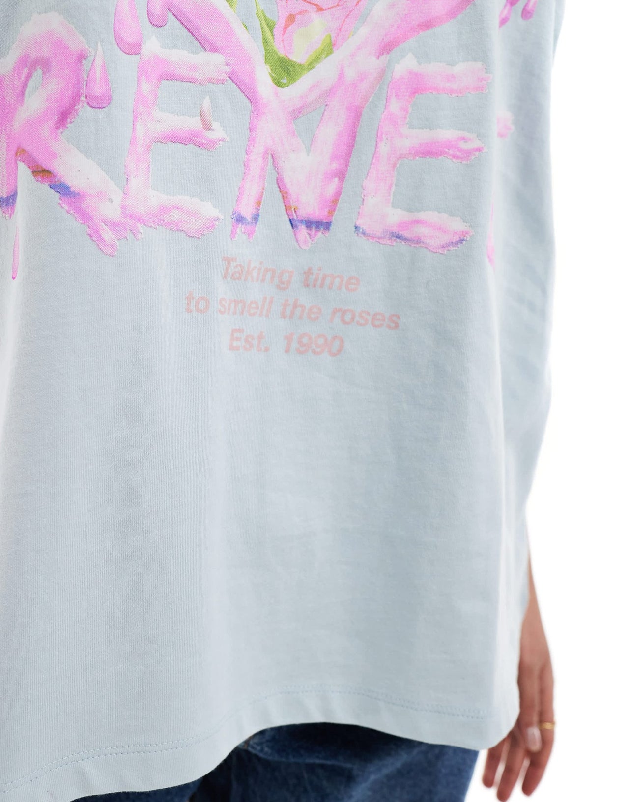 Renee Studio Plus exclusive crew neck rose heart graphic t-shirt in light blue - ASOS Sample Sale