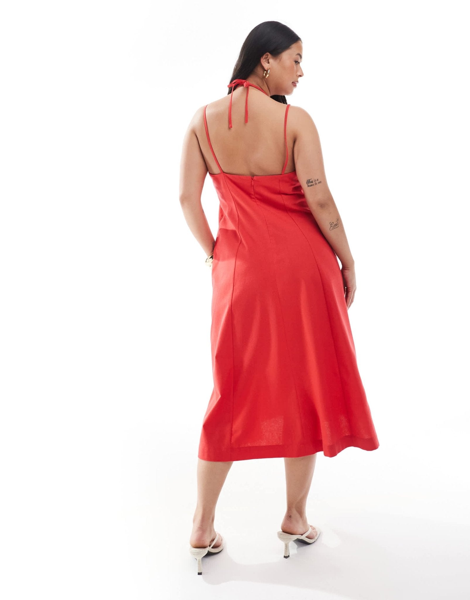 Renee Studio Plus exclusive linen look halterneck gold seashell hardware detail strappy midi dress in red - ASOS Sample Sale