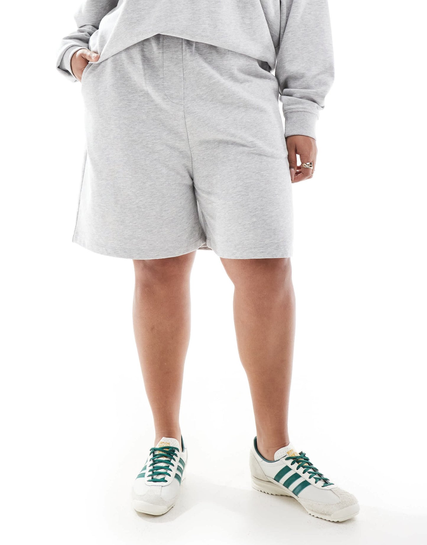 Renee Studio Plus exclusive longline sweat shorts co-ord in grey - ASOS Sample Sale