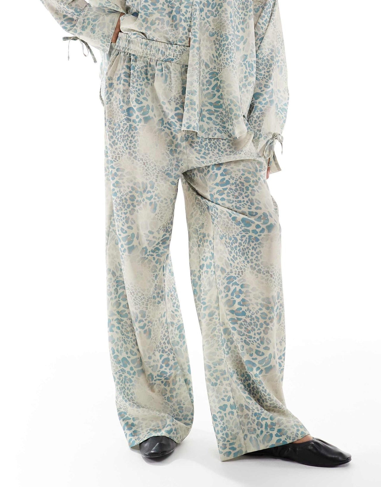 Renee Studio Plus exclusive satin drawstring waist wide leg trousers co - ord in animal print - ASOS Sample Sale