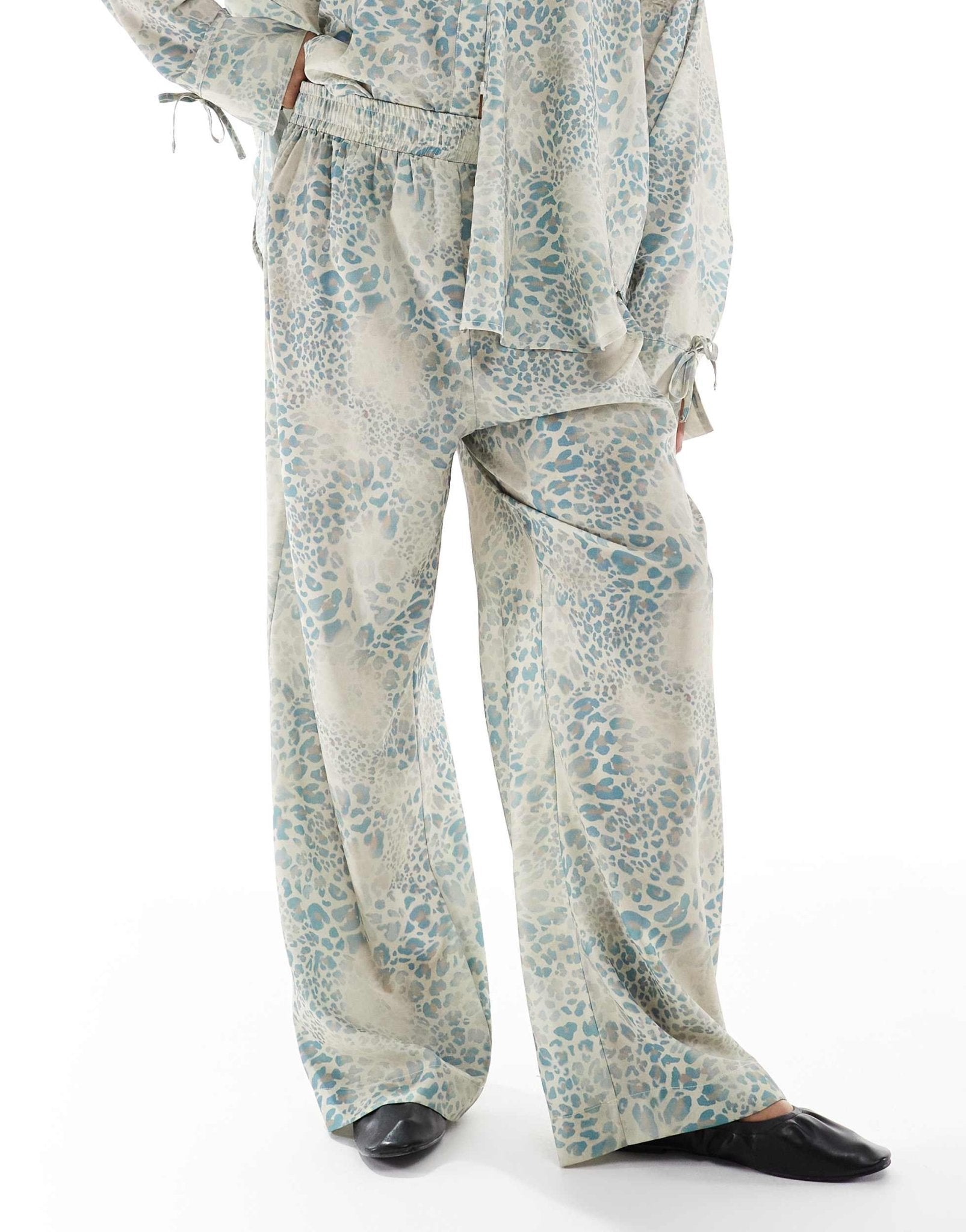 Renee Studio Plus exclusive satin drawstring waist wide leg trousers co - ord in animal print - ASOS Sample Sale