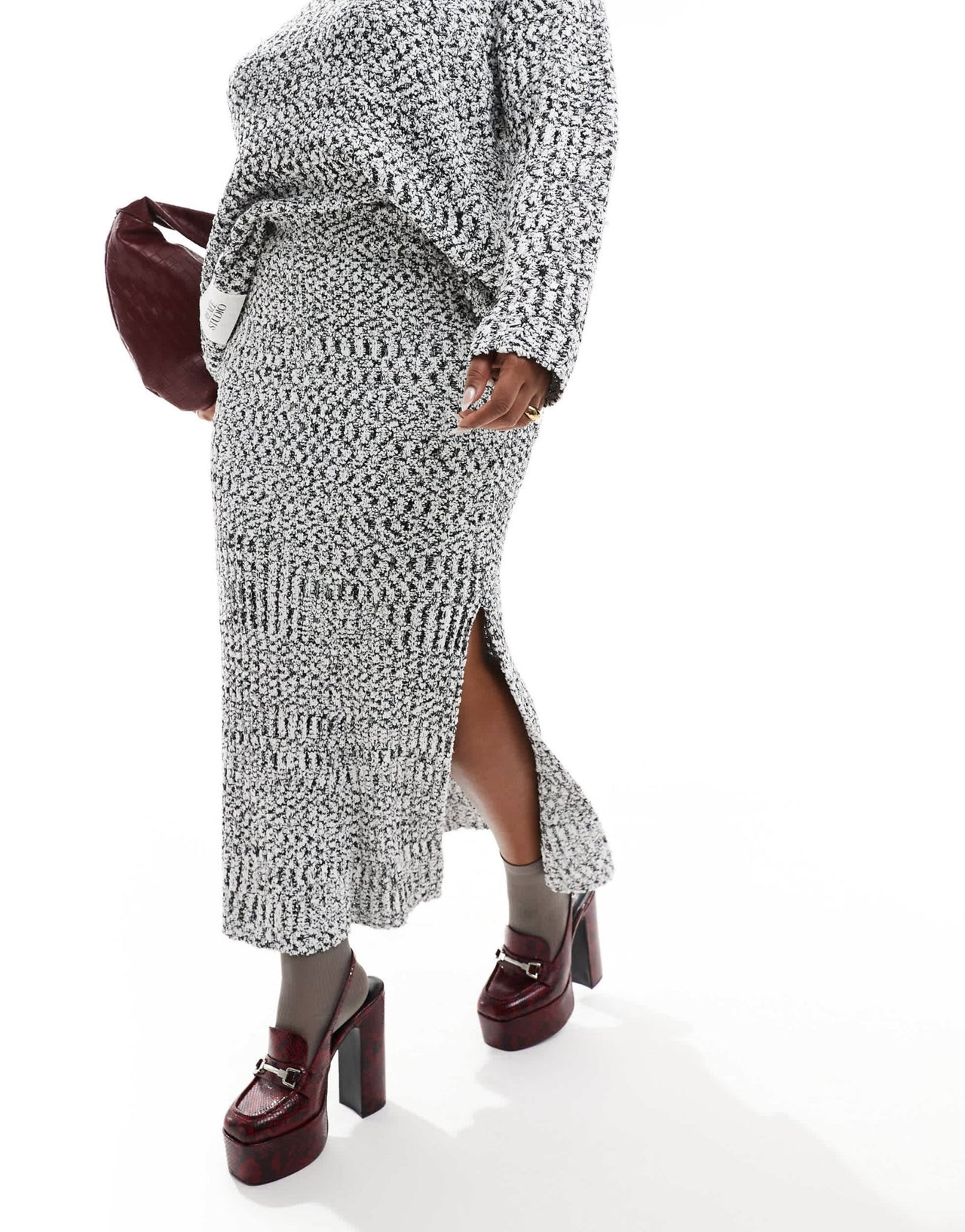 Renee Studio Plus x Holly Wynne exclusive knitted maxi side split skirt co - ord in grey marl - ASOS Sample Sale