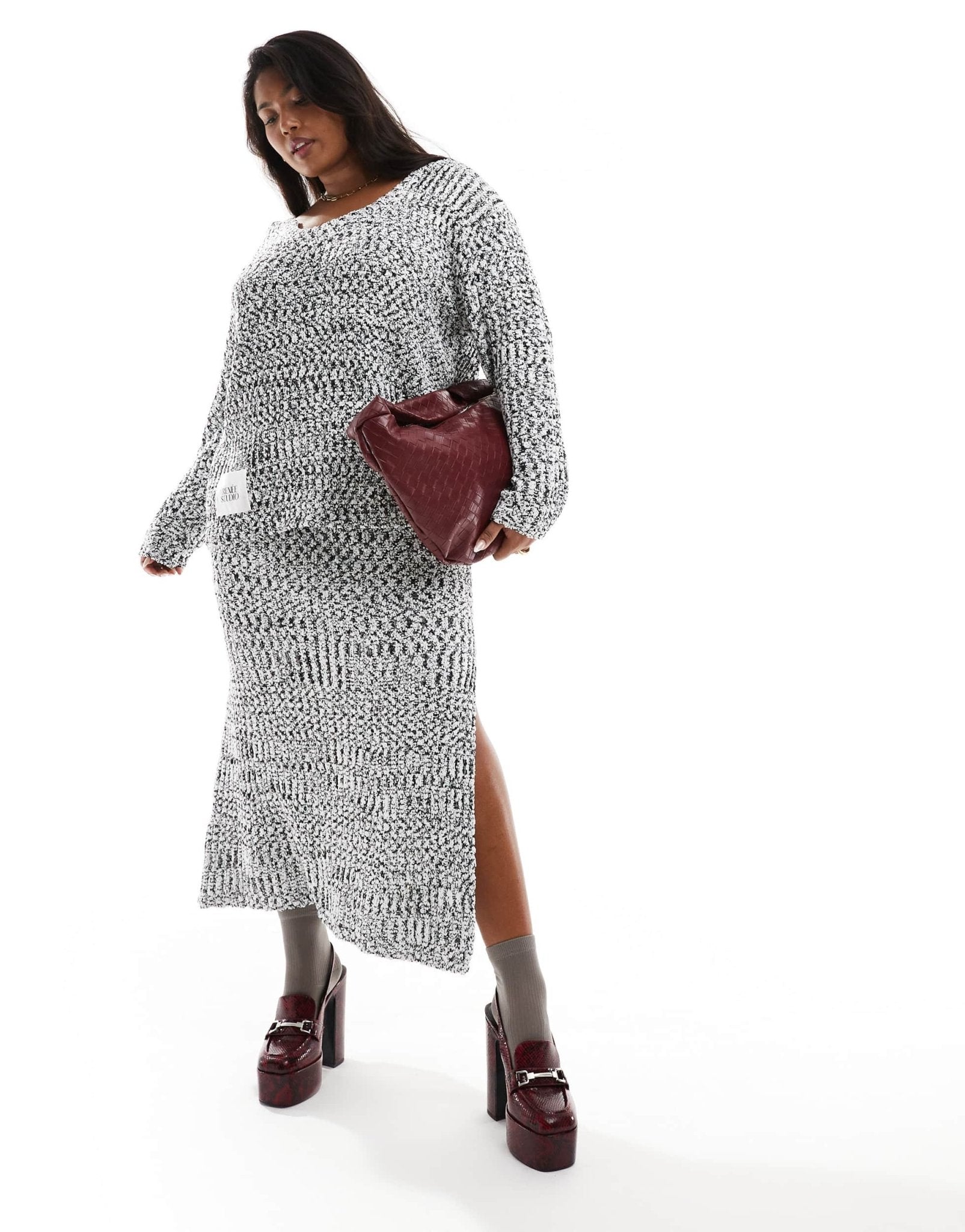 Renee Studio Plus x Holly Wynne exclusive knitted maxi side split skirt co - ord in grey marl - ASOS Sample Sale