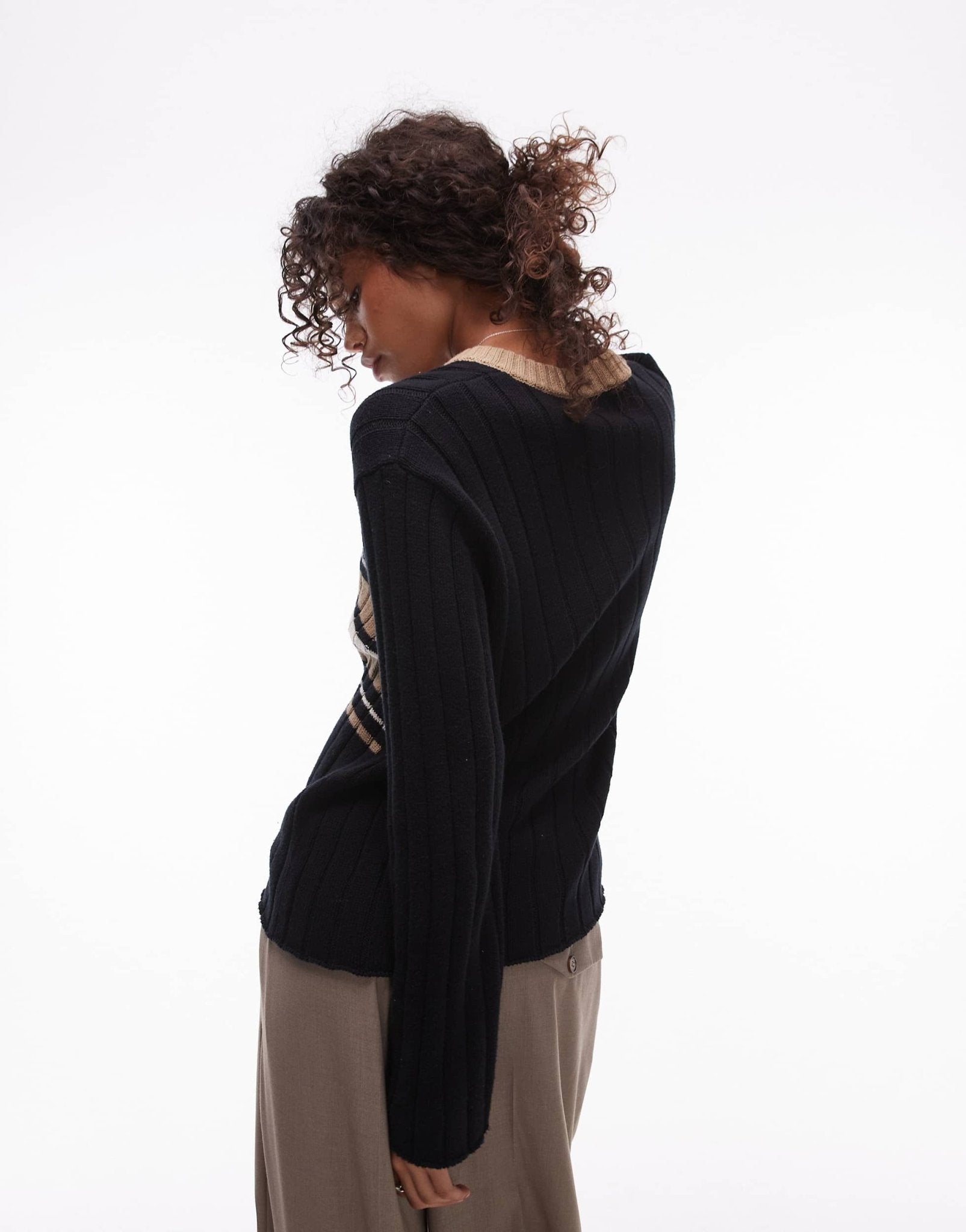 Resume oversized v neck knitted jumper with embroidered logo - ASOS Sample Sale