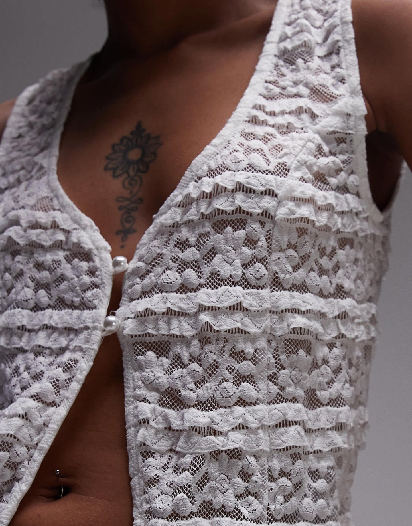 Rhythm haven lace longline vest in white - ASOS Sample Sale