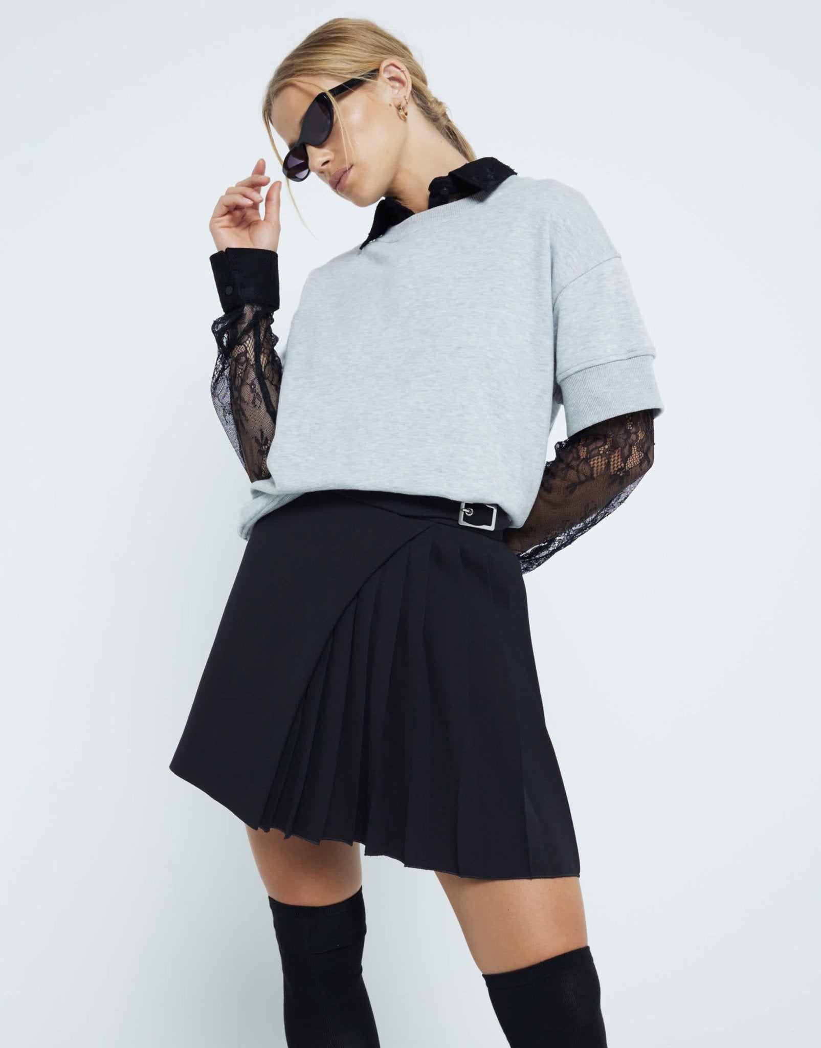River Island belted pleated mini skirt in black - ASOS Sample Sale