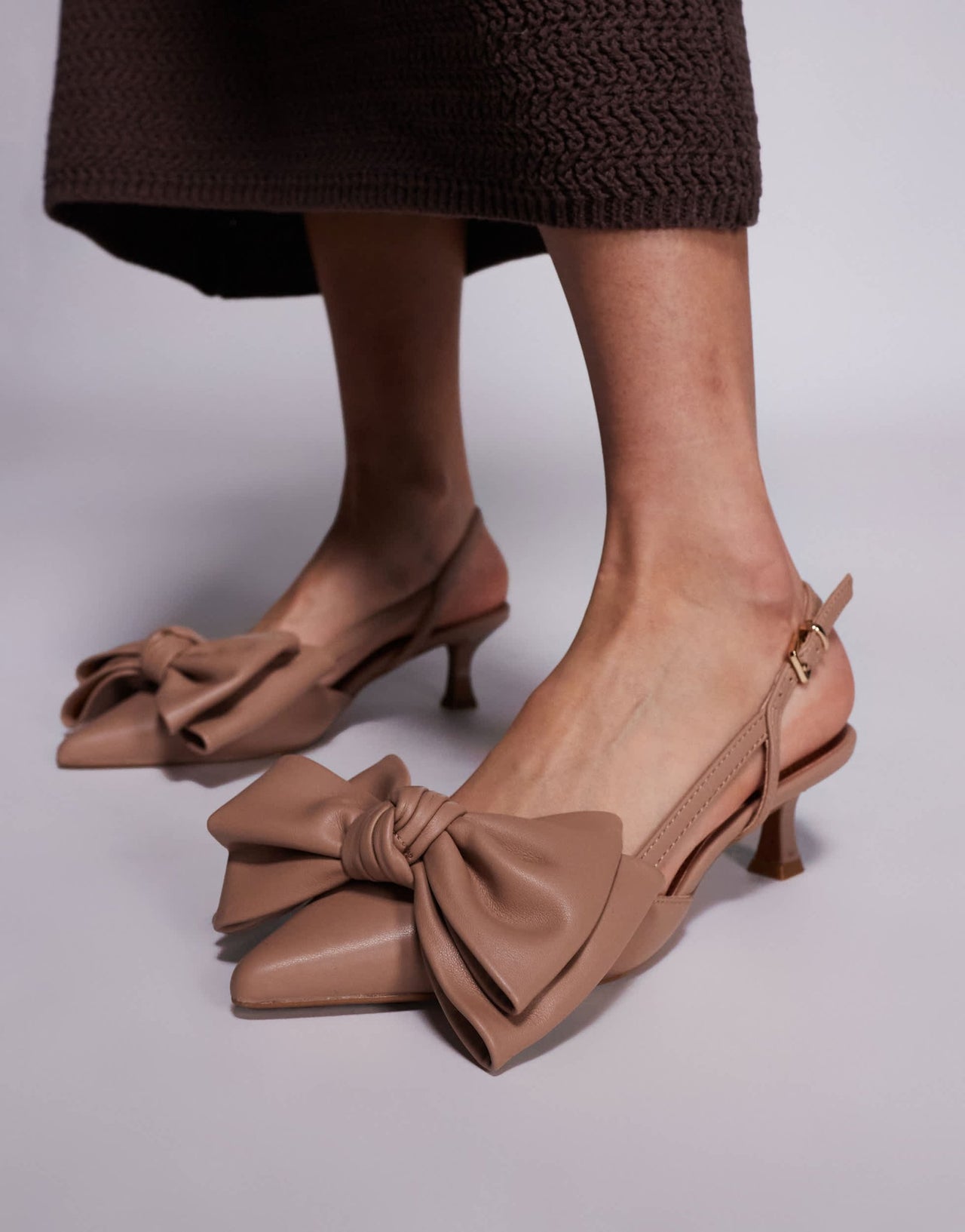 River Island bow detailed slingback heel in dark beige - ASOS Sample Sale