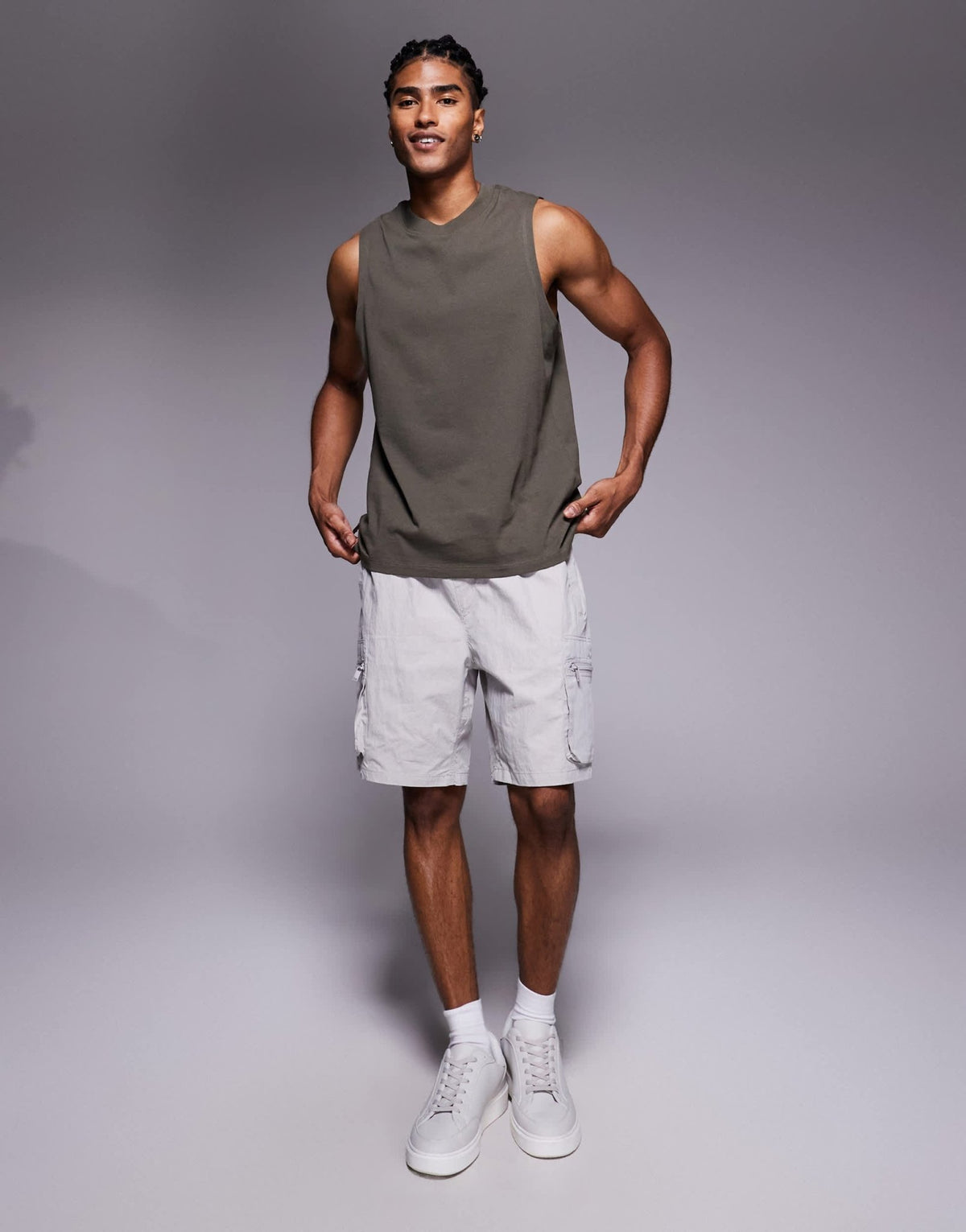 River Island cargo shorts in light grey - ASOS Sample Sale