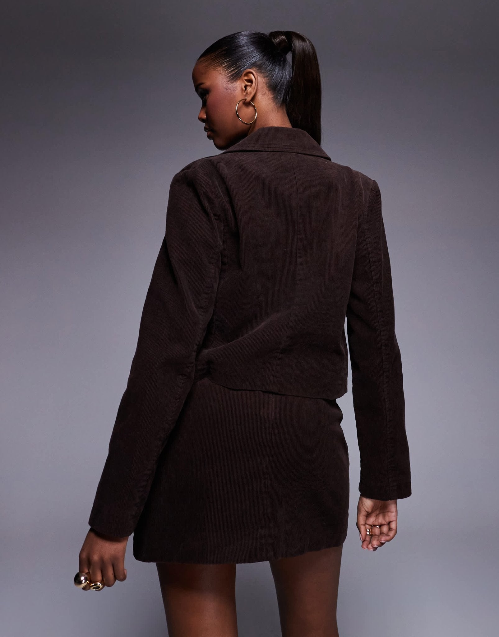 River Island corduroy mini skirt in dark brown - ASOS Sample Sale