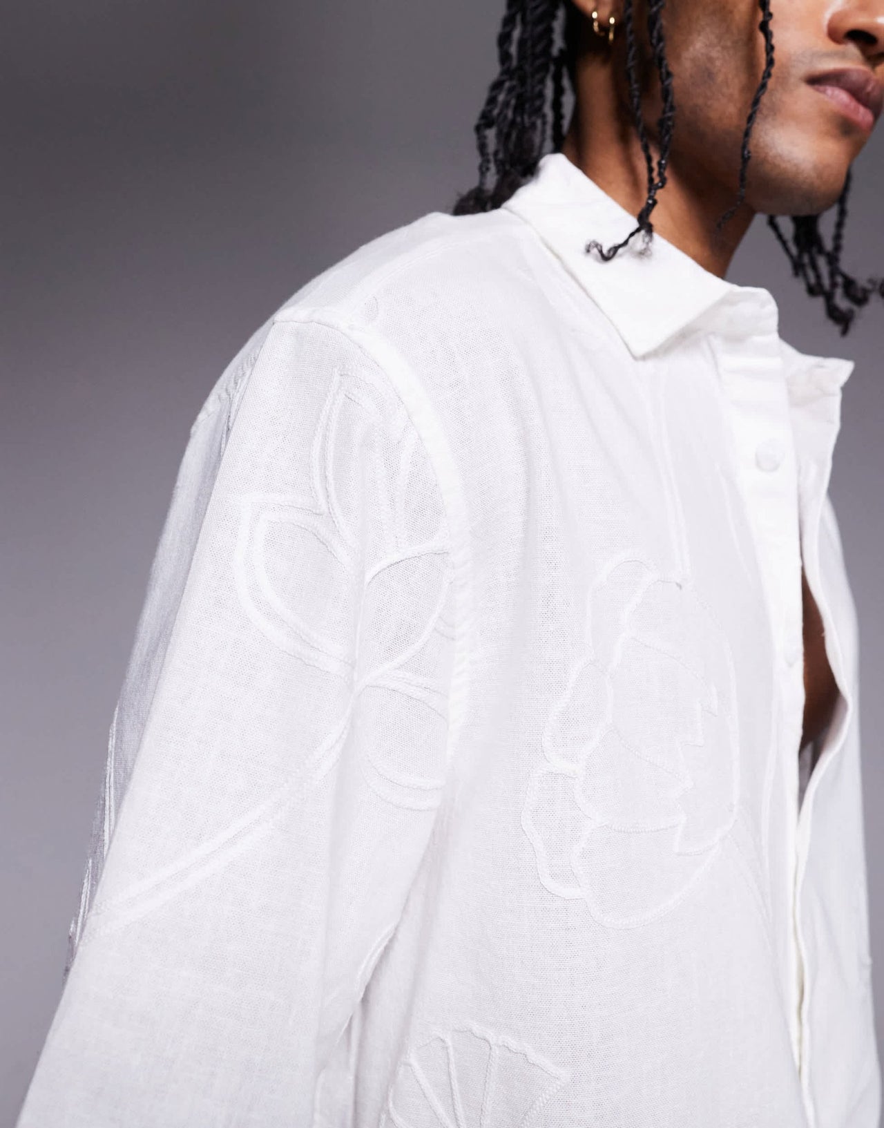 River Island embroidered oversized shirt in white - ASOS Sample Sale