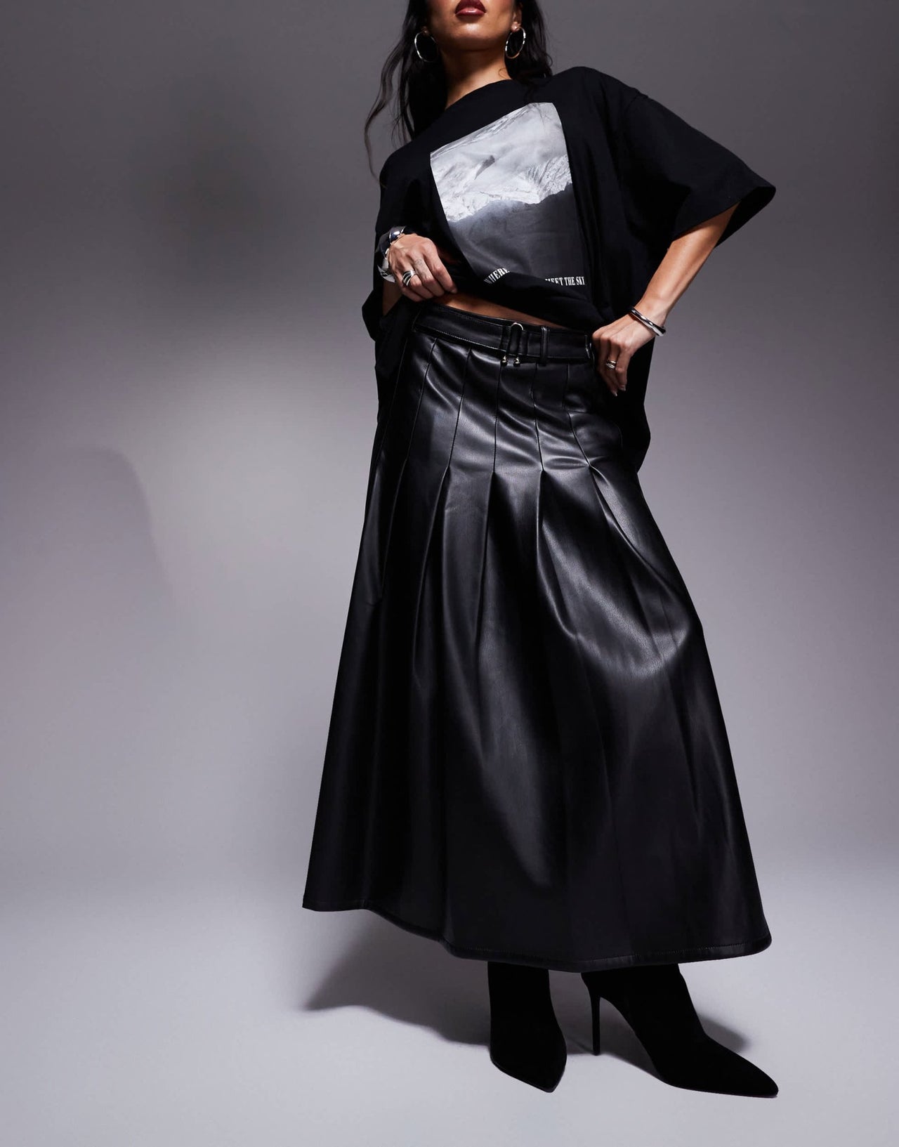 River Island faux leather pleated midi skirt in black - ASOS Sample Sale
