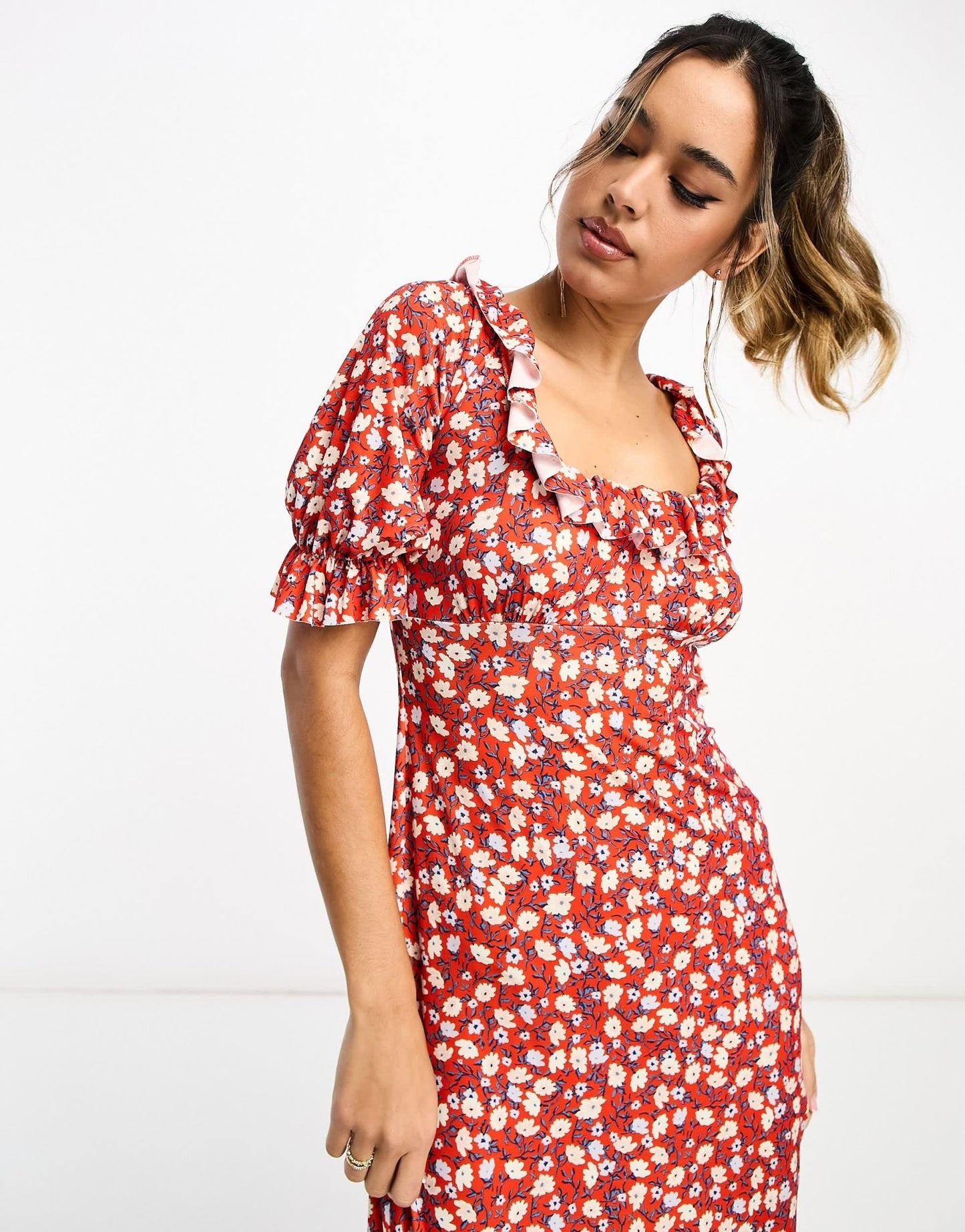 River Island frill neck tea midi dress in black floral print - ASOS Sample Sale