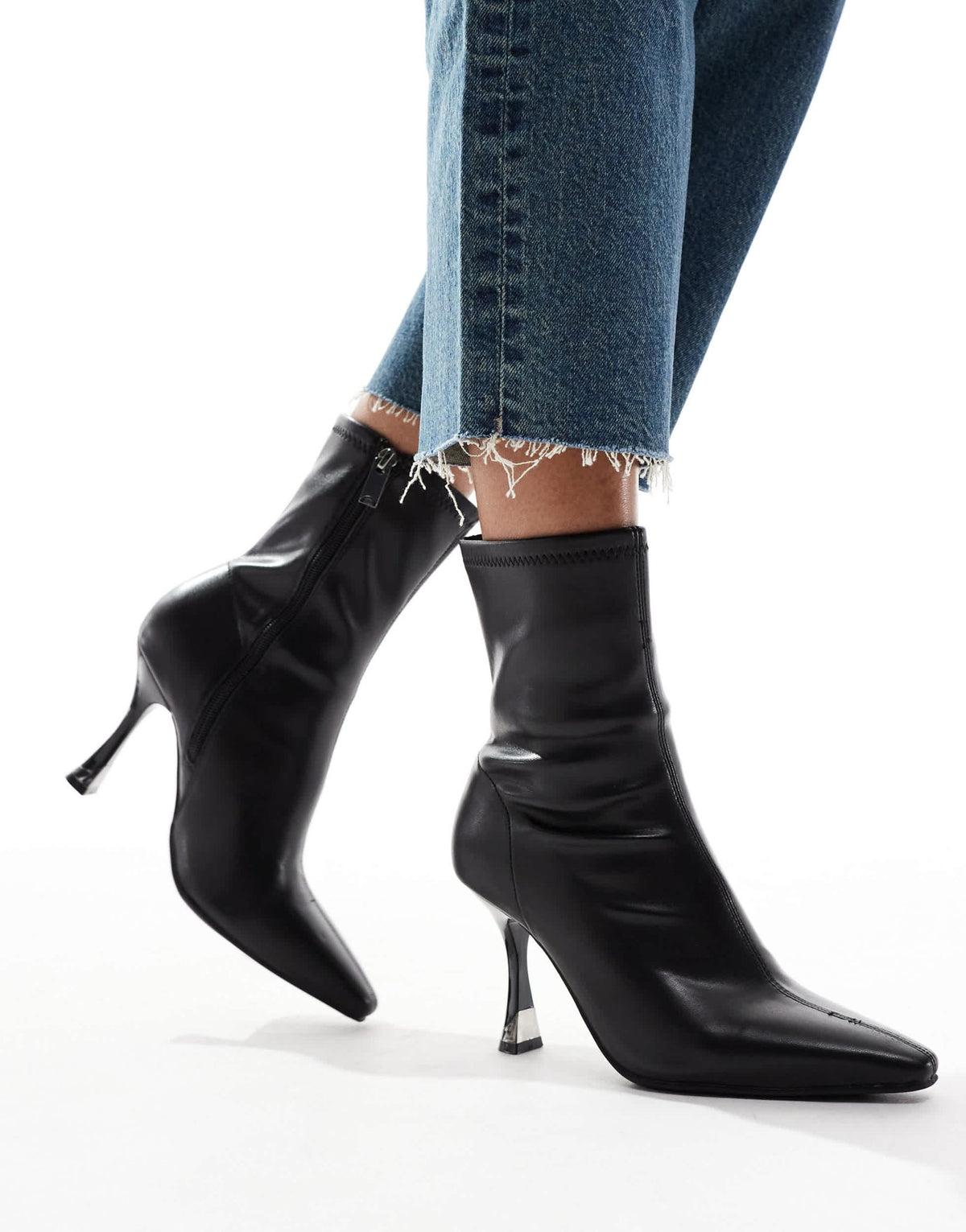 River Island heeled boot in black - ASOS Sample Sale