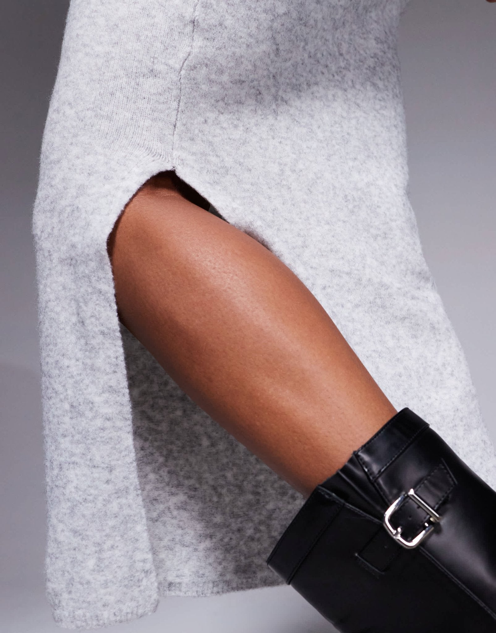 River Island knitted maxi skirt in light grey - ASOS Sample Sale