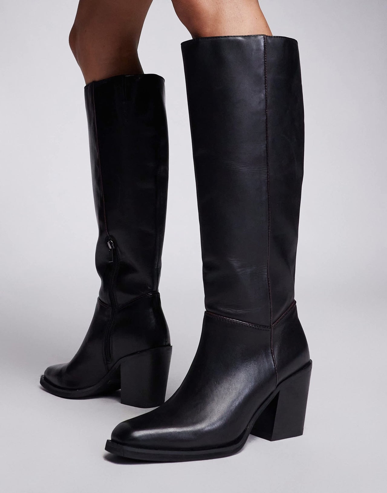 River Island leather clean knee high boot in black - ASOS Sample Sale